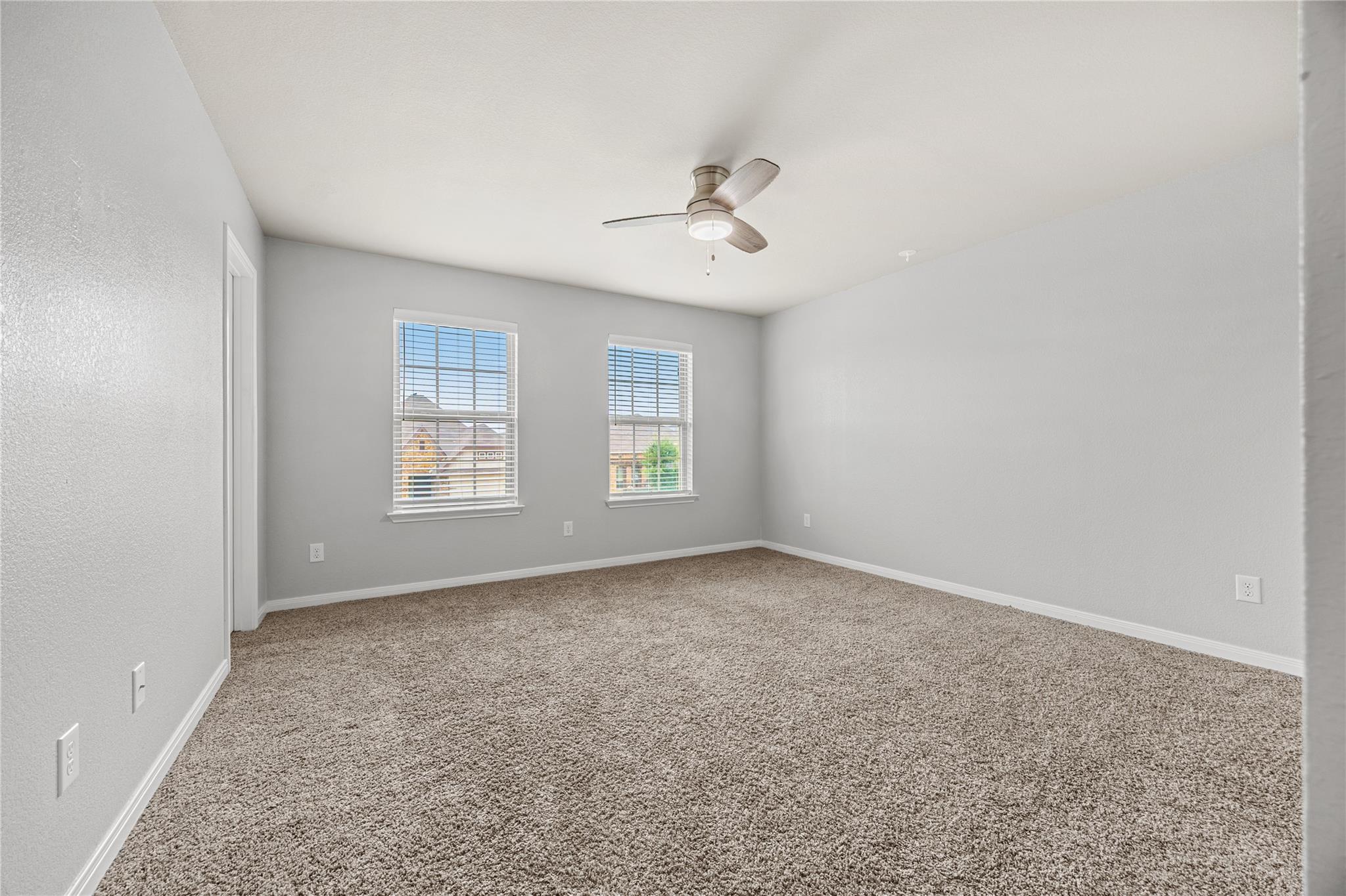 1811 Ashburn Dr Property Photo 24