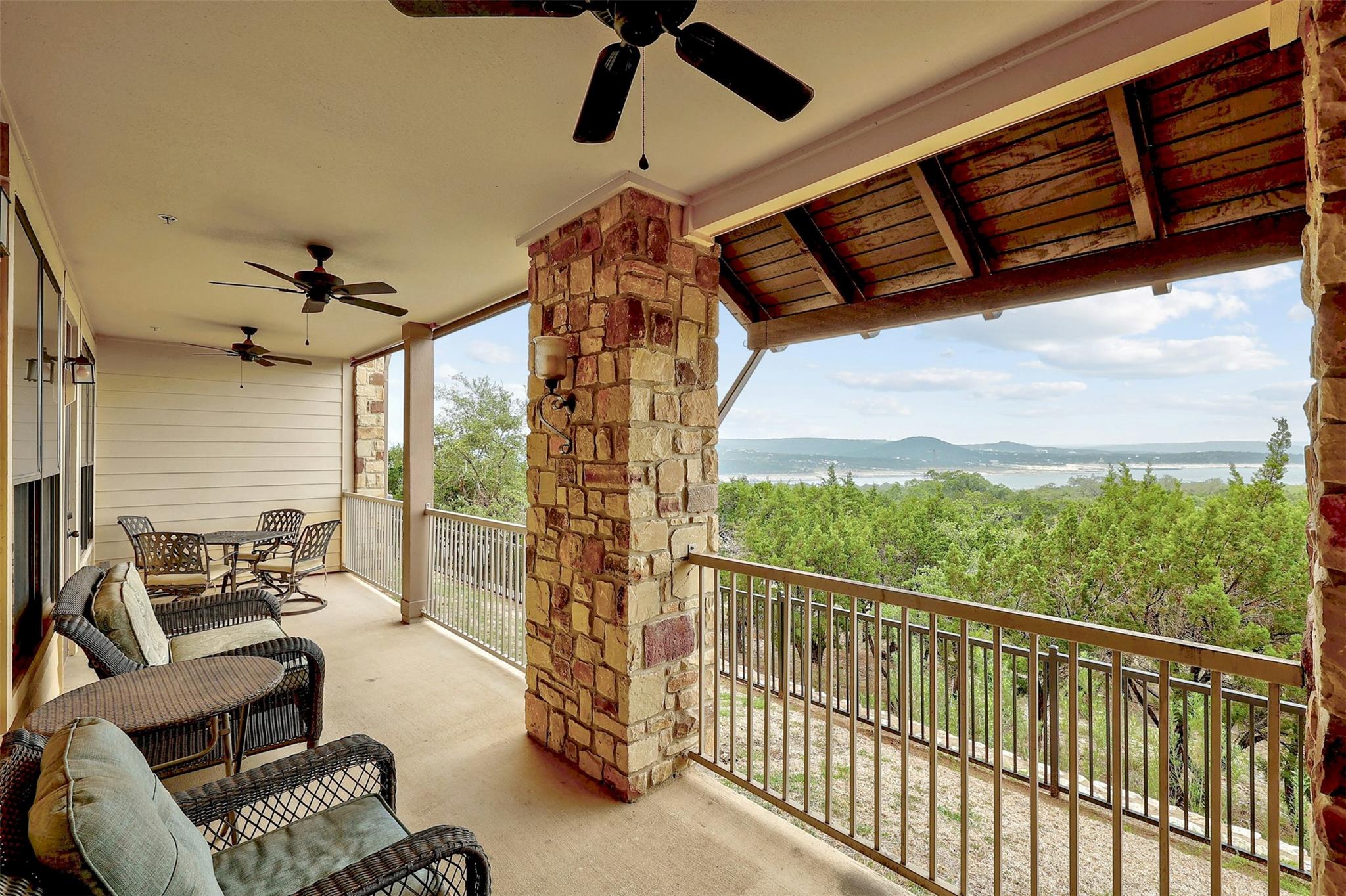17720 Maritime Point Dr #101 Property Photo 2