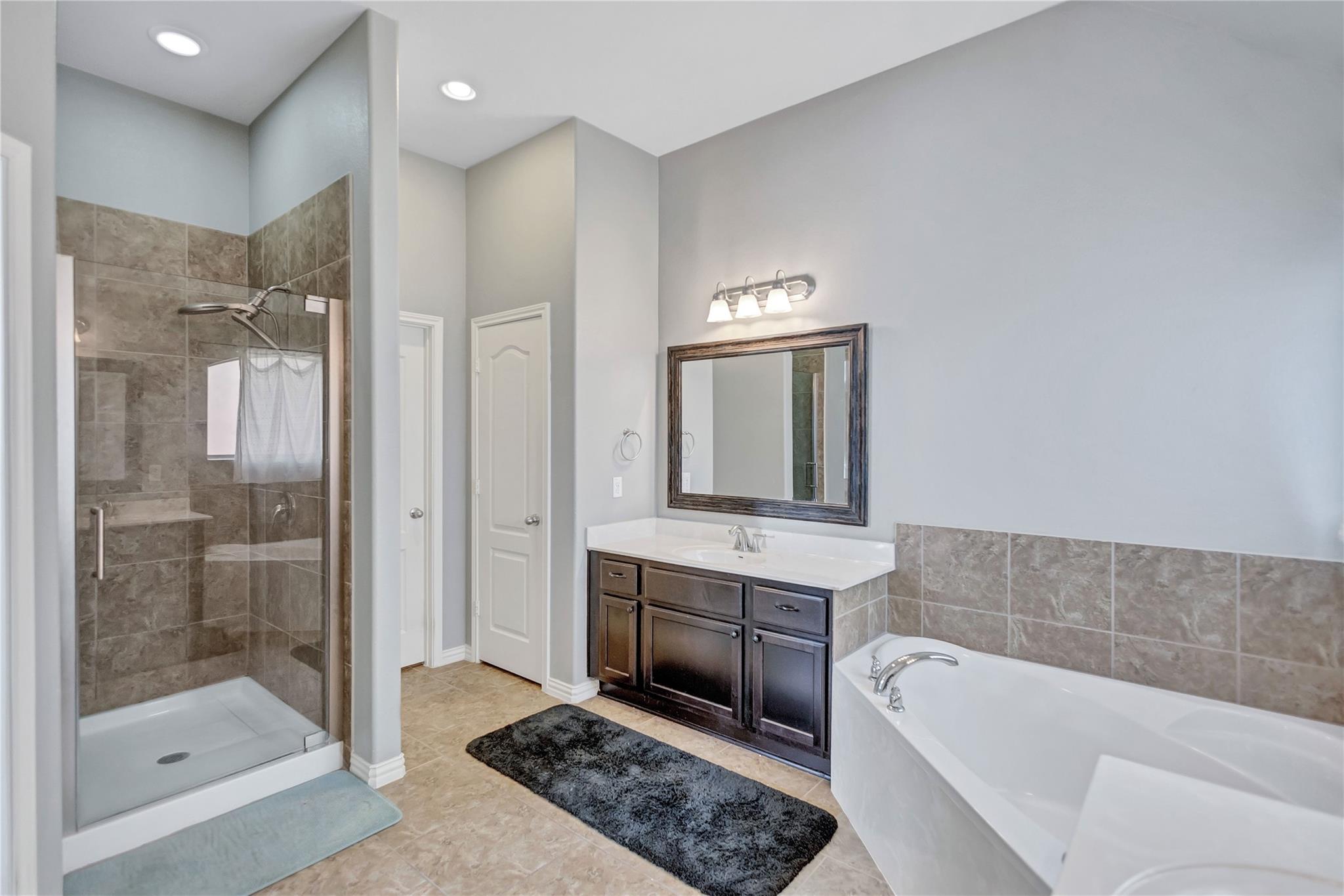 3217 Falconers Way Property Photo 33