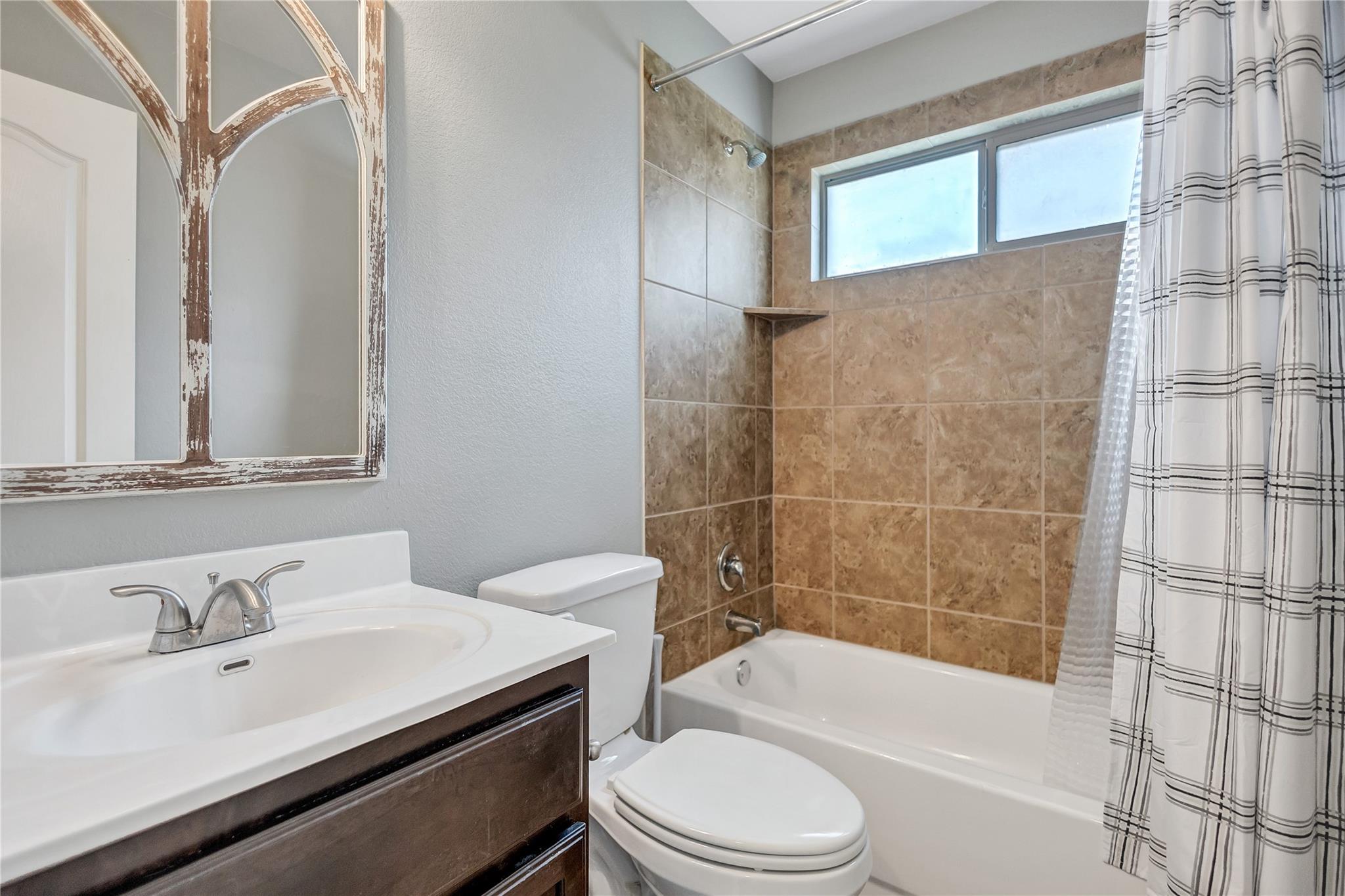 3217 Falconers Way Property Photo 34