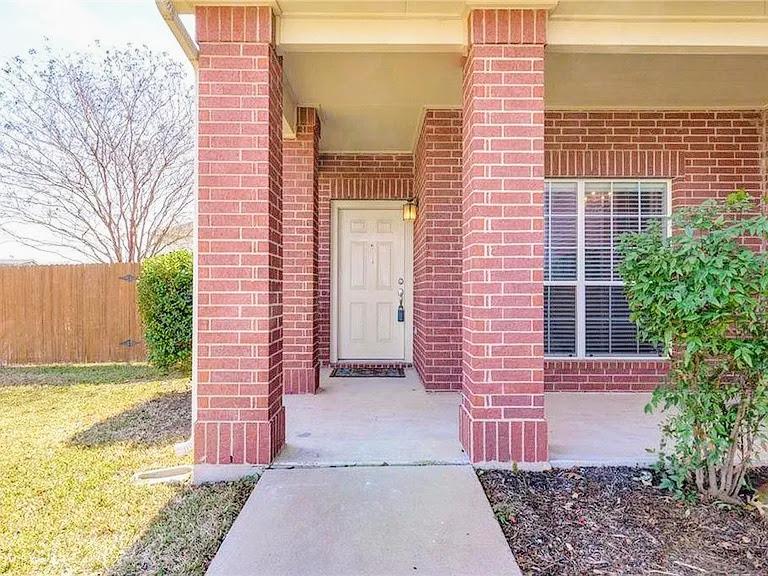508 Friendship Cv Property Photo 3