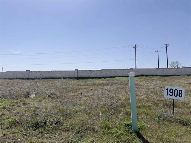 1912 Art Adams Way Property Photo 2
