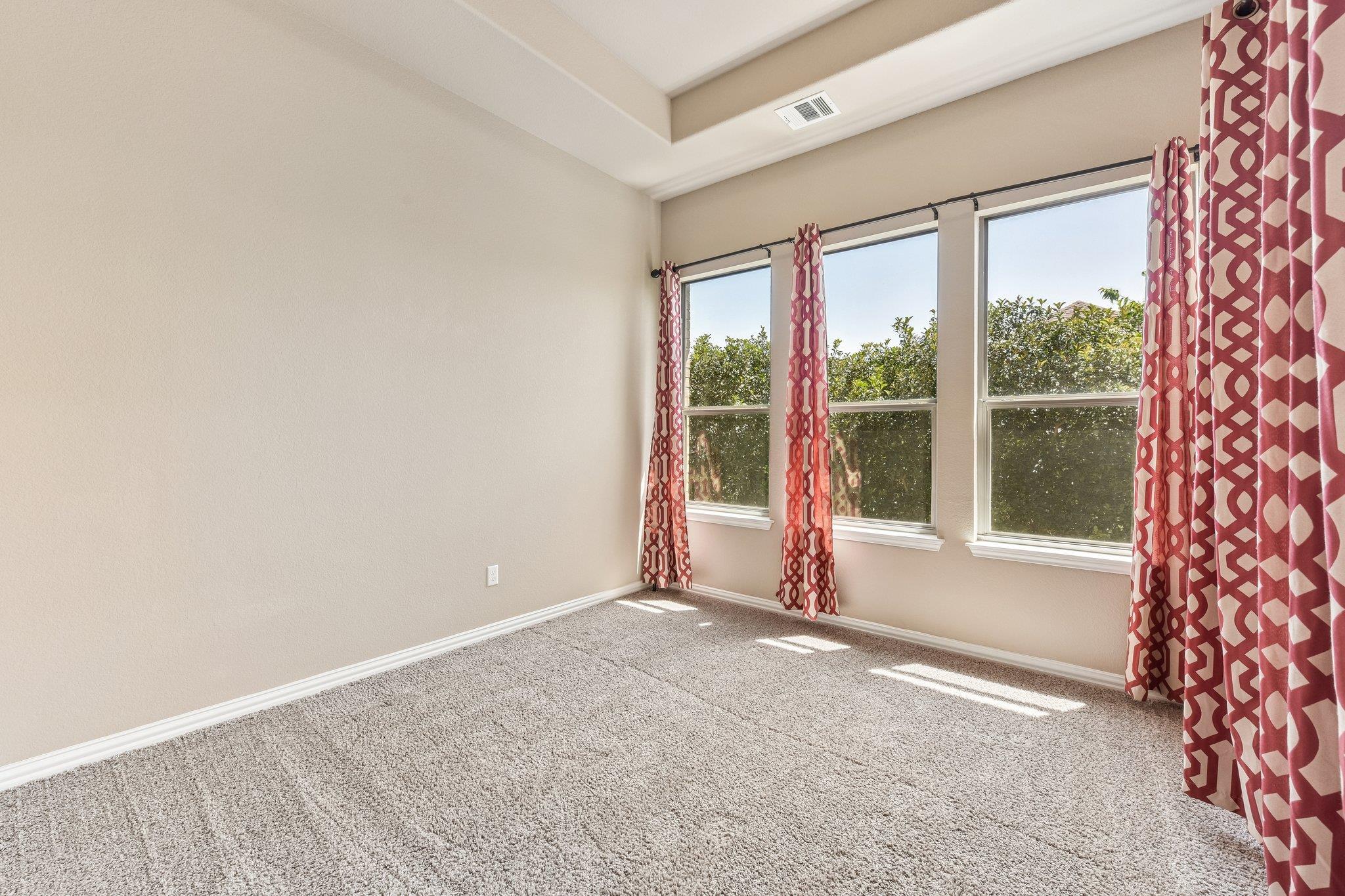640 Loma Cedro Bnd Property Photo 14