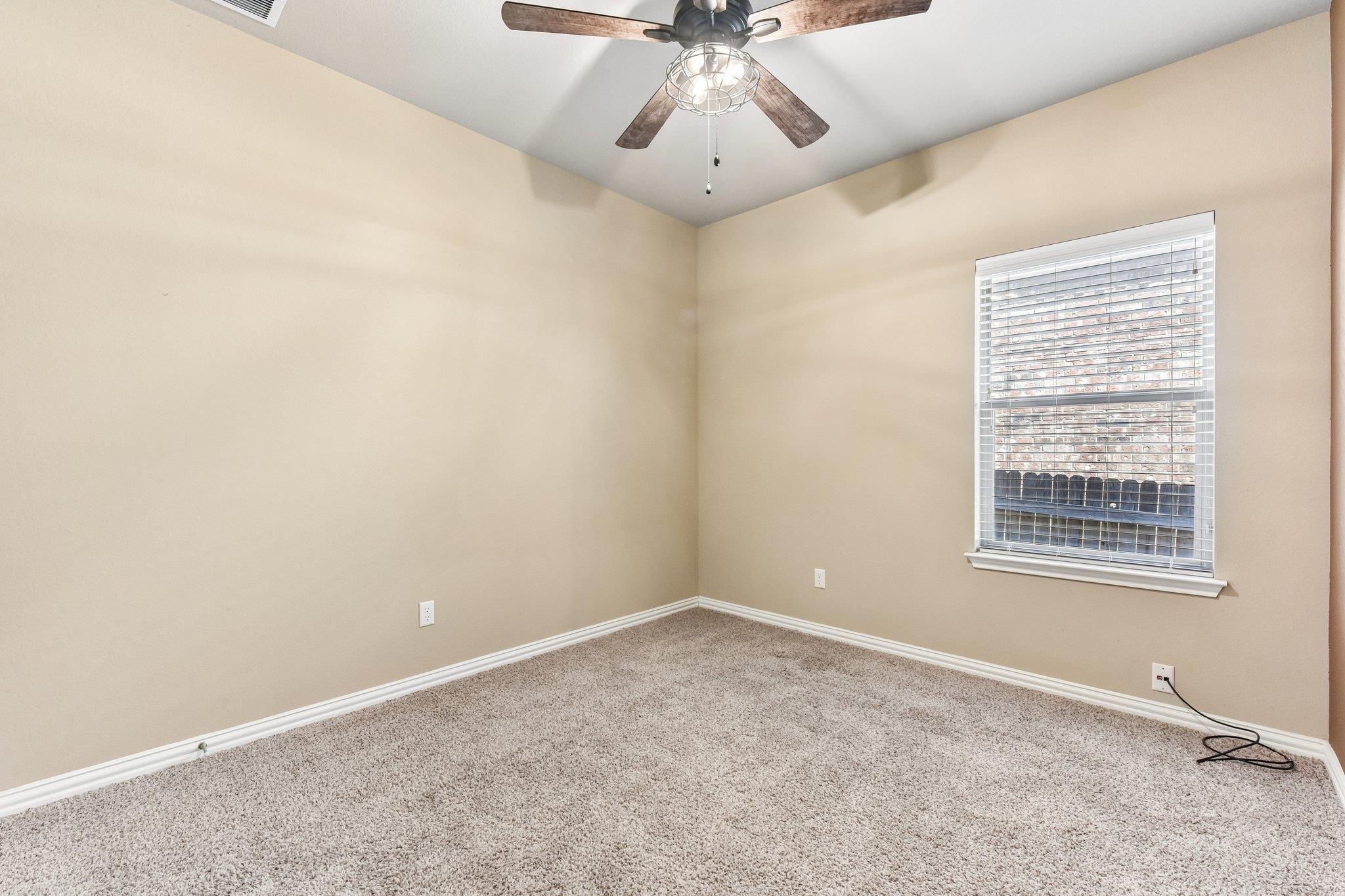 640 Loma Cedro Bnd Property Photo 21