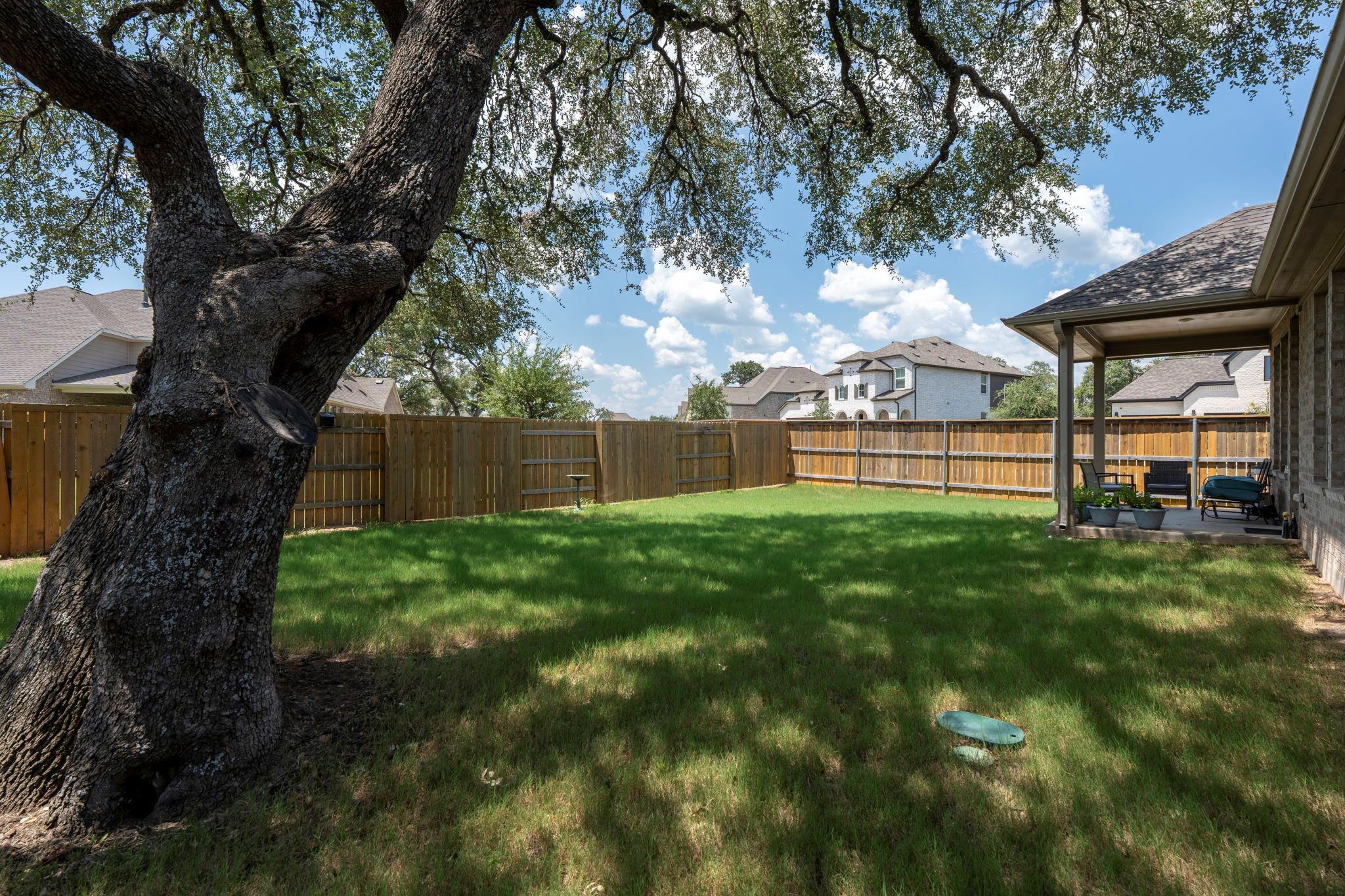 805 Cold River Run Property Photo 9
