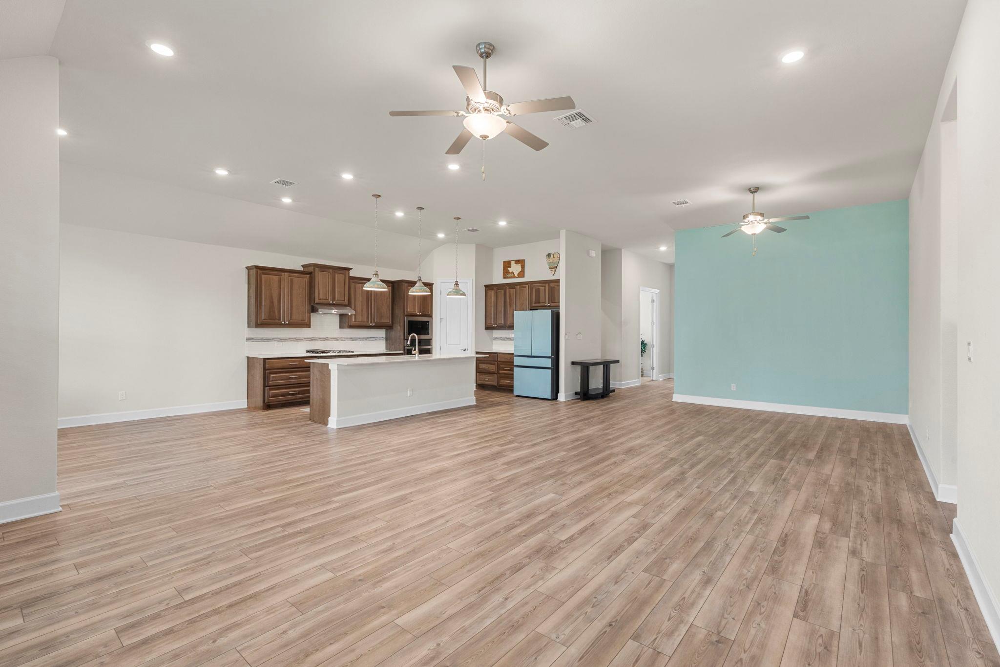 805 Cold River Run Property Photo 22