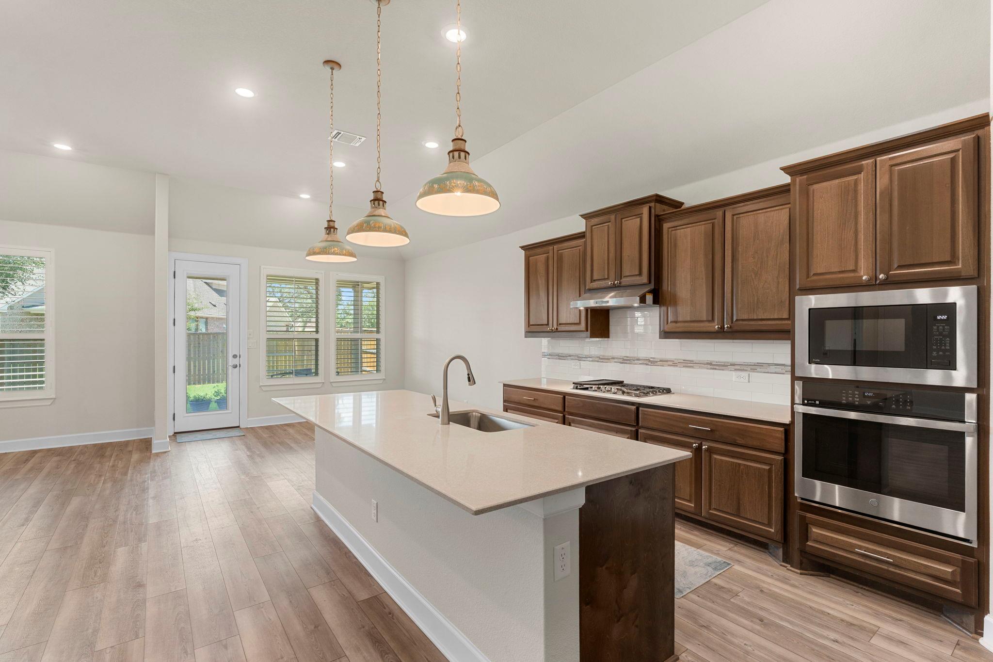 805 Cold River Run Property Photo 29