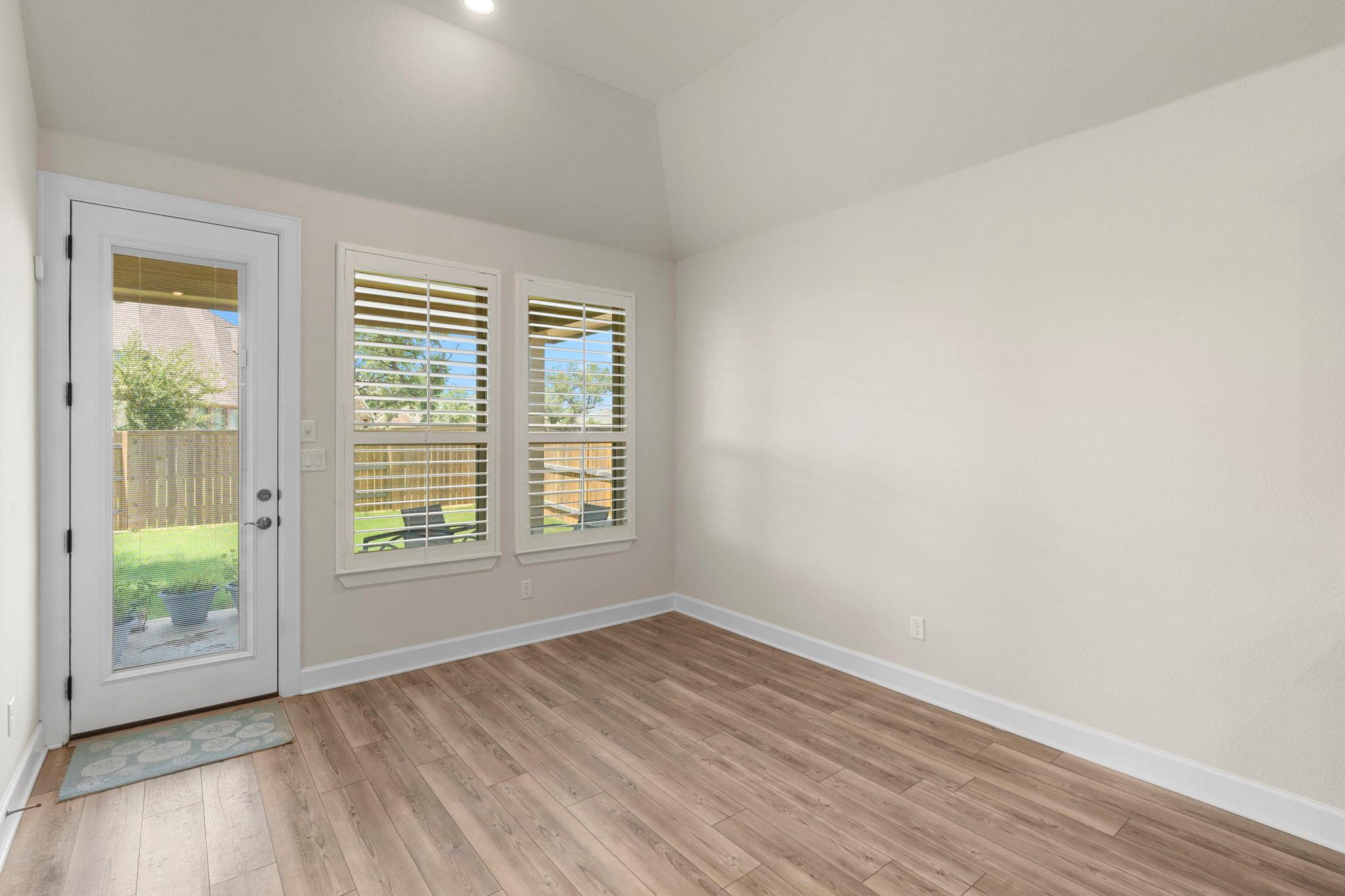 805 Cold River Run Property Photo 30