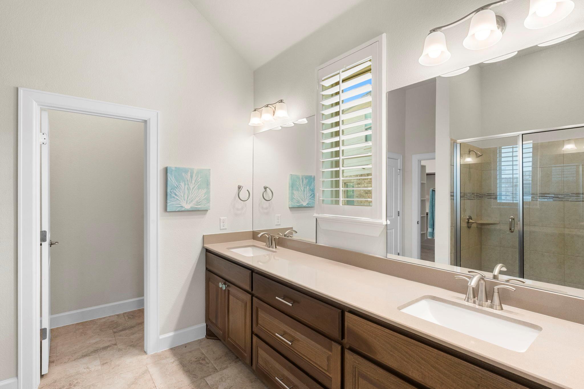 805 Cold River Run Property Photo 34