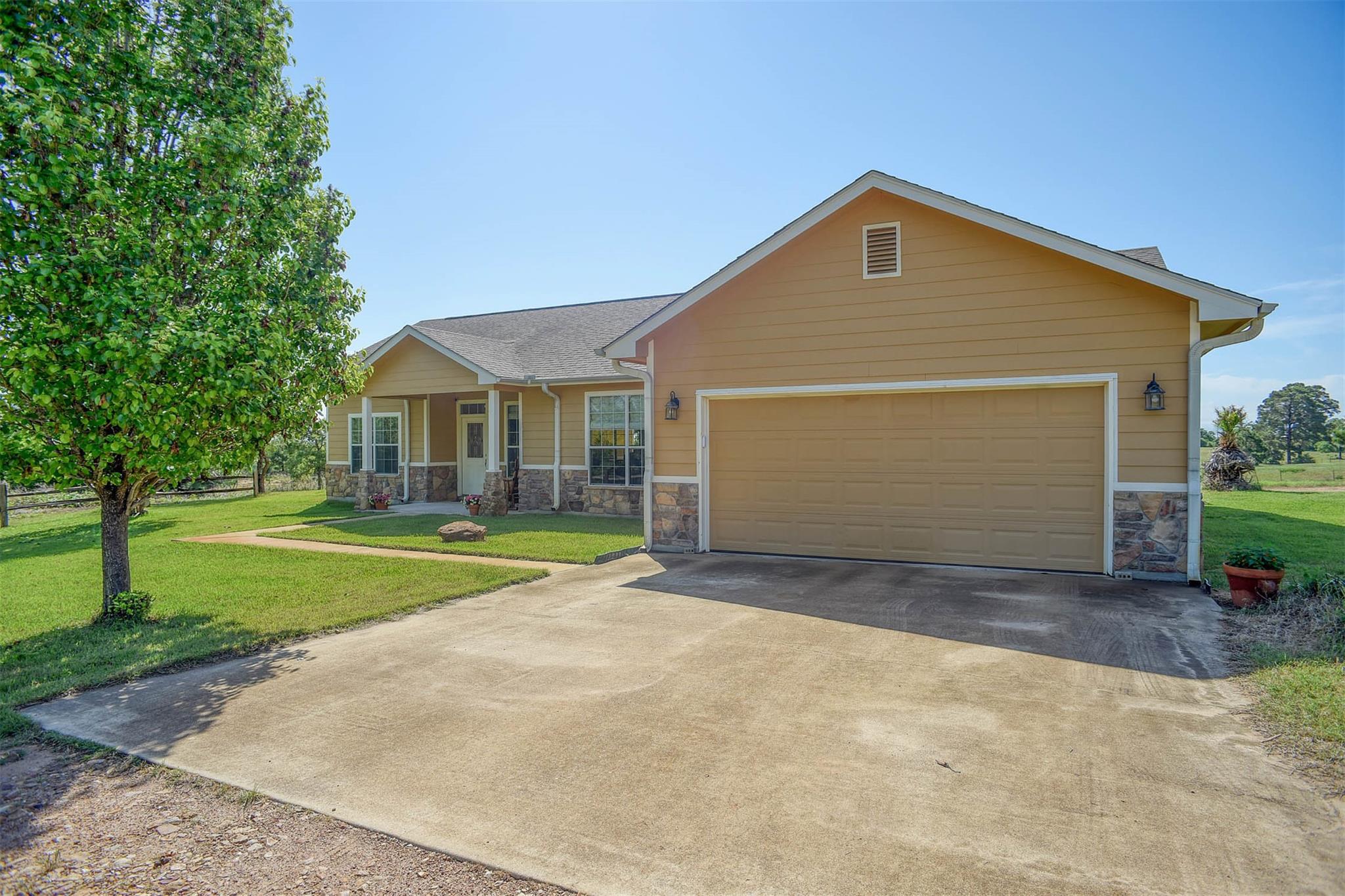 937 Highway 21 None E Property Photo 4