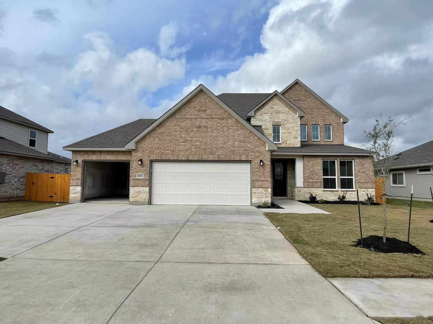 18916 Scoria Dr Property Photo 1