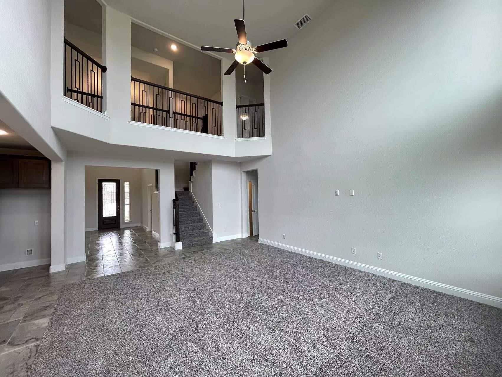 18916 Scoria Dr Property Photo 6