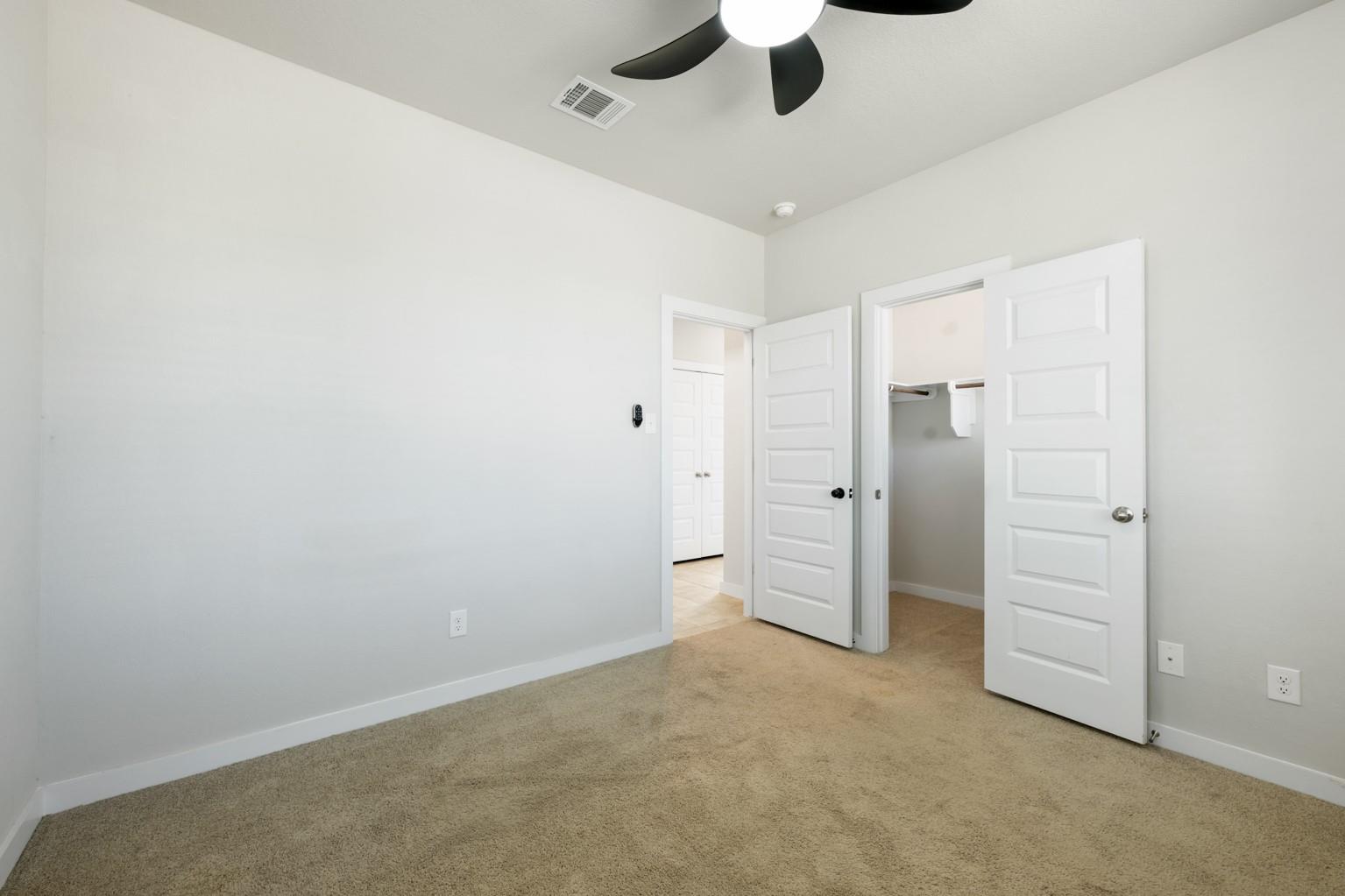 300 Hortus Dr Property Photo 19