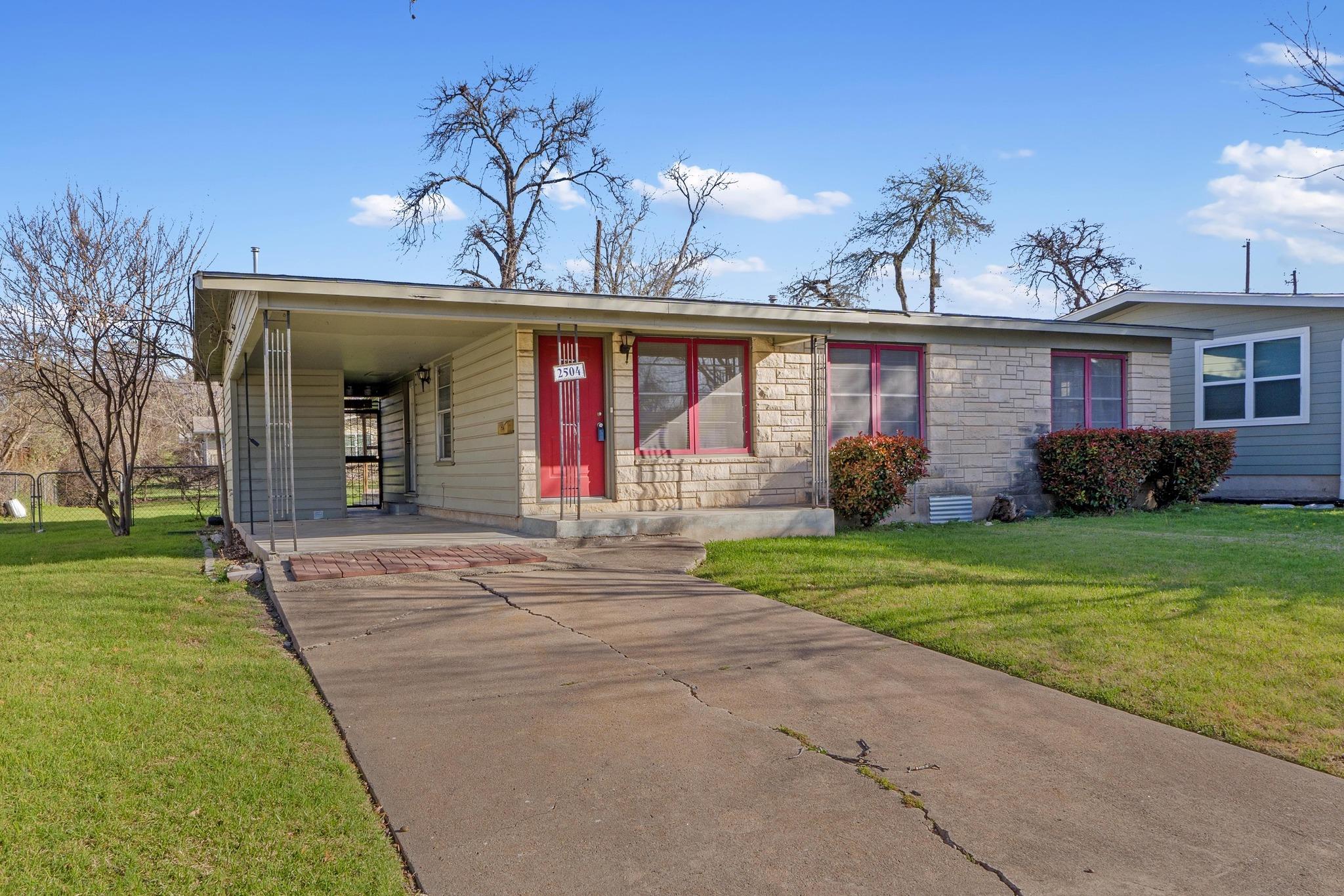 2504 Givens Ave Property Photo