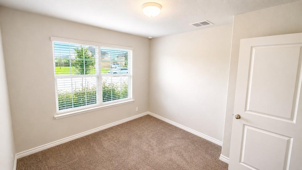 905 Rolling River Cv Property Photo 15