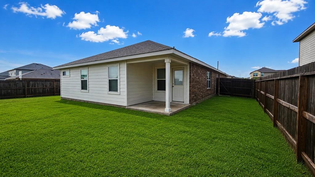 905 Rolling River Cv Property Photo 22