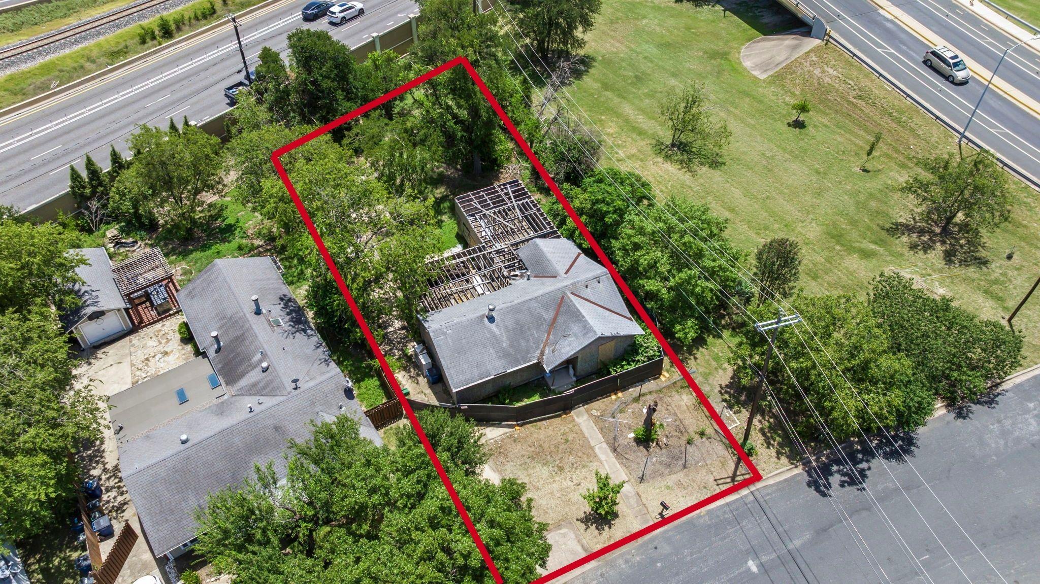5103 Valley Oak Dr Property Photo 4