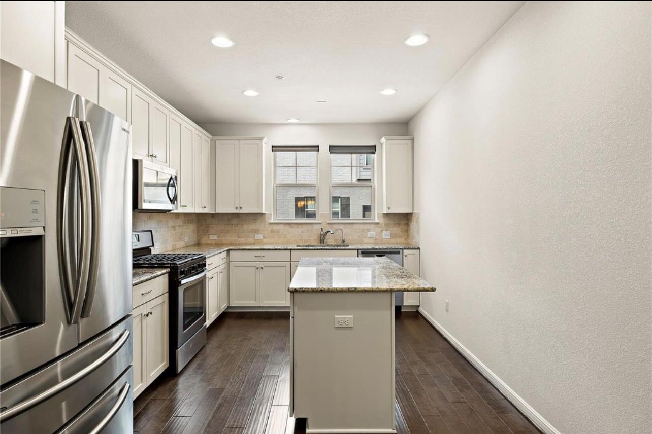 7220 Wyoming Springs Dr #502 Property Photo 8