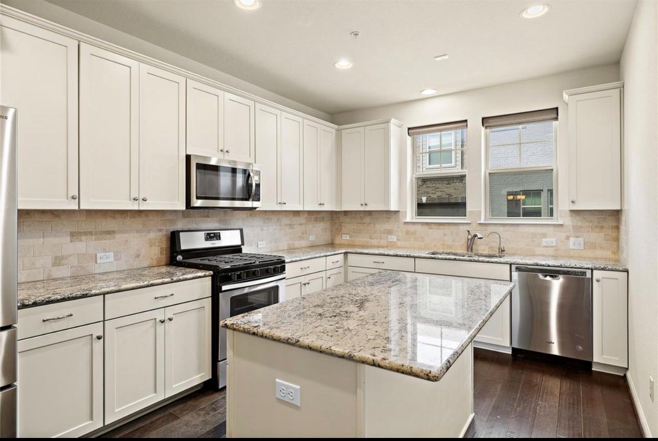 7220 Wyoming Springs Dr #502 Property Photo 9