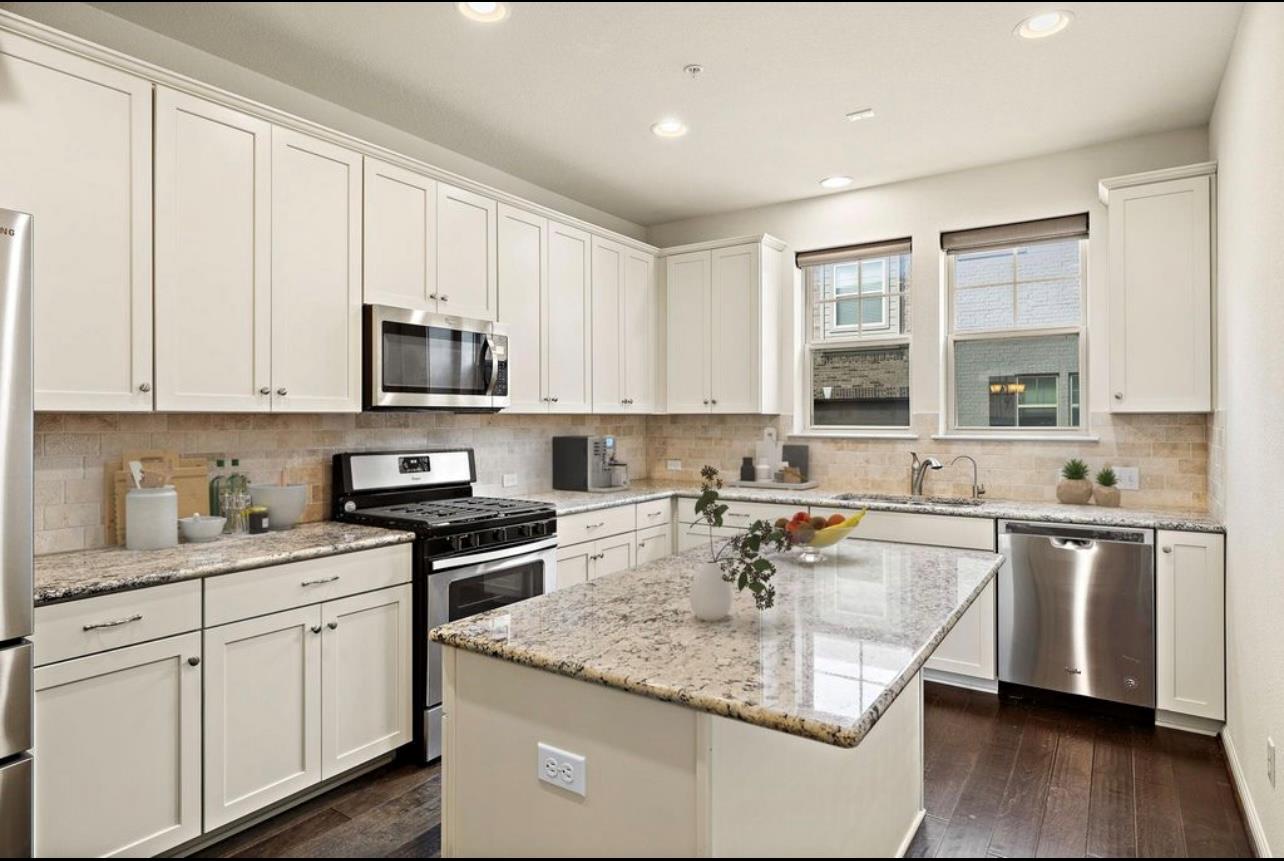 7220 Wyoming Springs Dr #502 Property Photo 10