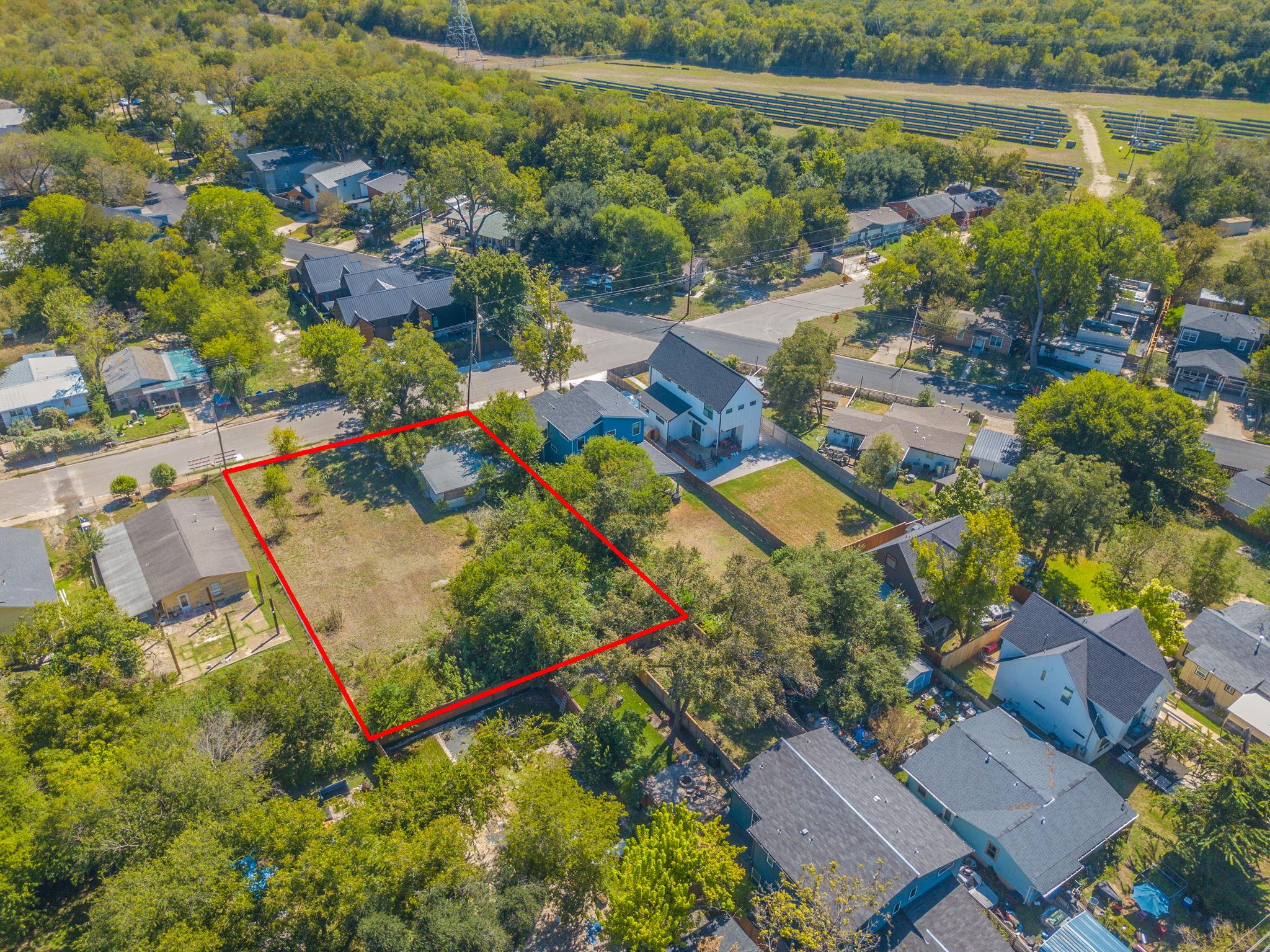 1006 Lott Ave Property Photo 4