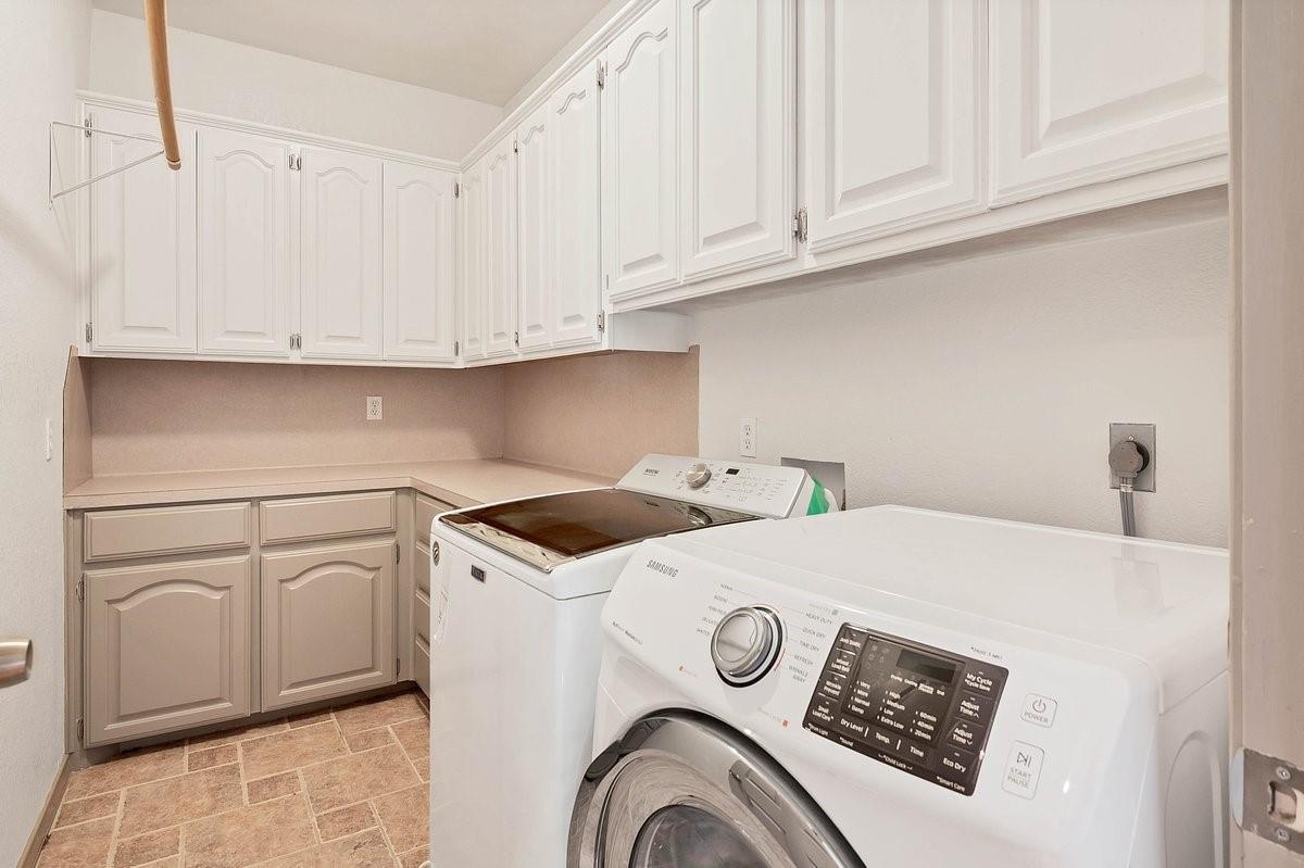 4303 Bob Wire Rd Property Photo 31
