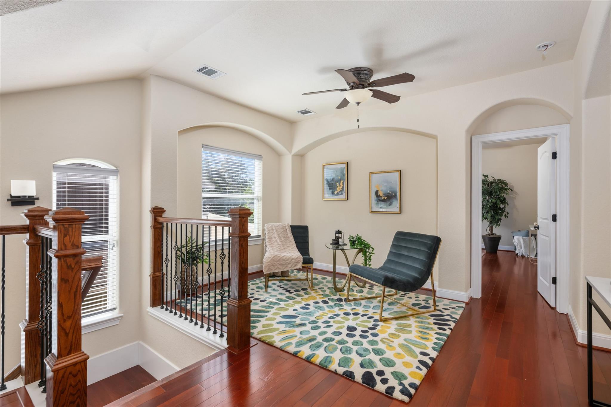 1304 Leona St Property Photo 18