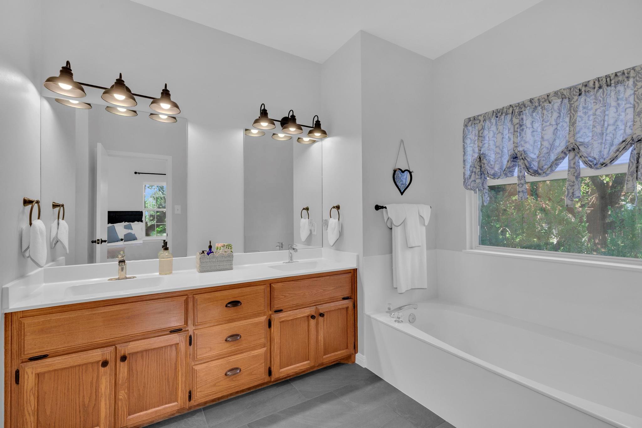 206 S Cowal Dr Property Photo 14