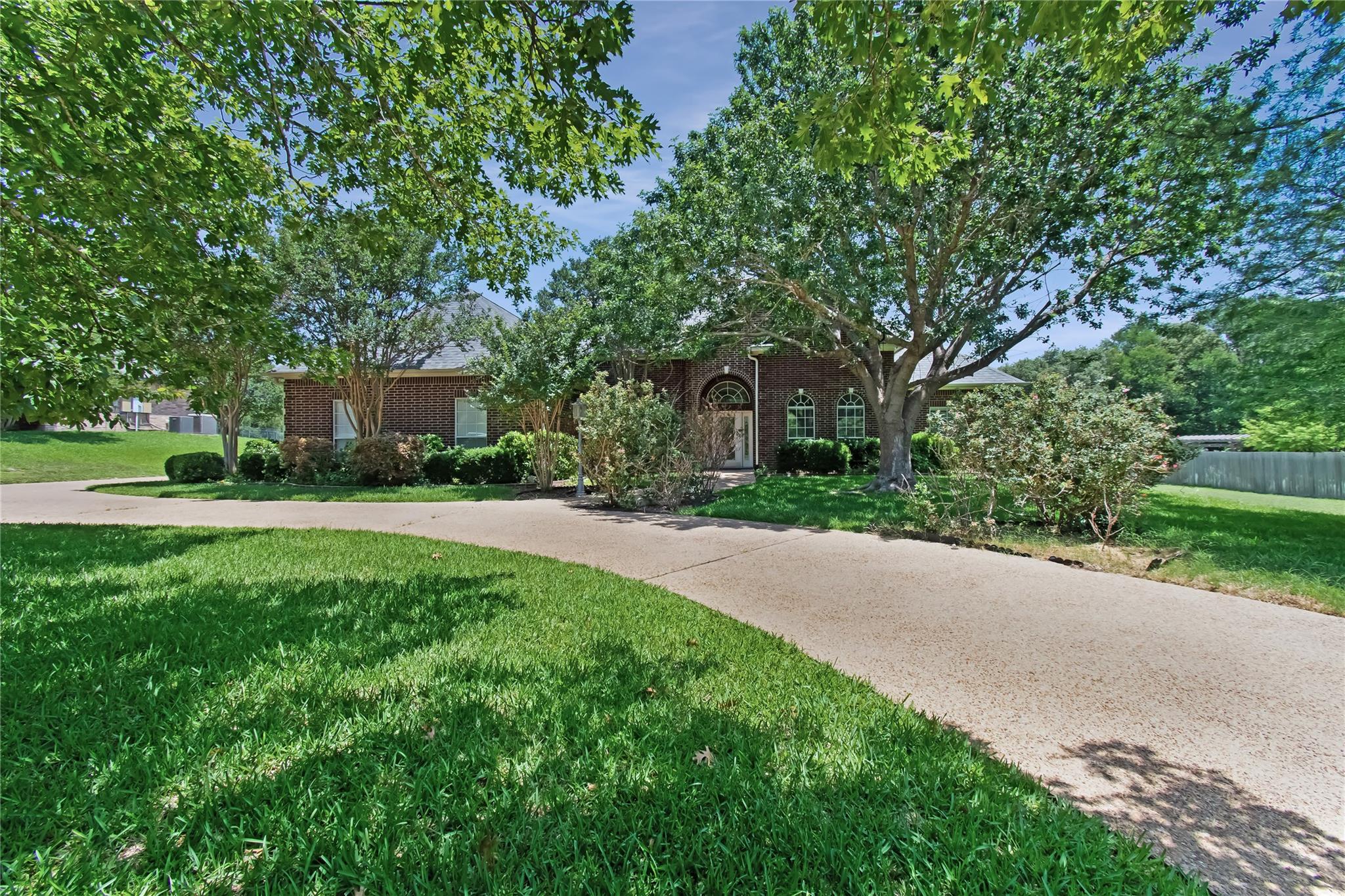 3118 River Place Dr Property Photo 1
