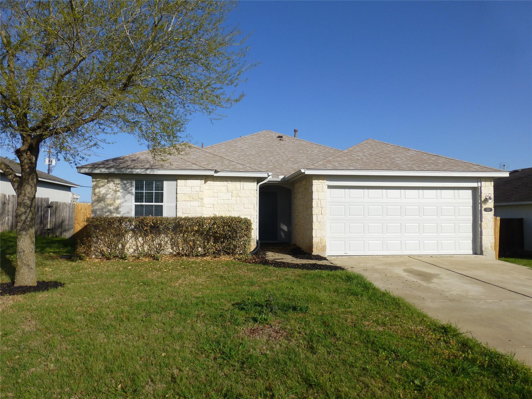 570 Atlantis Property Photo