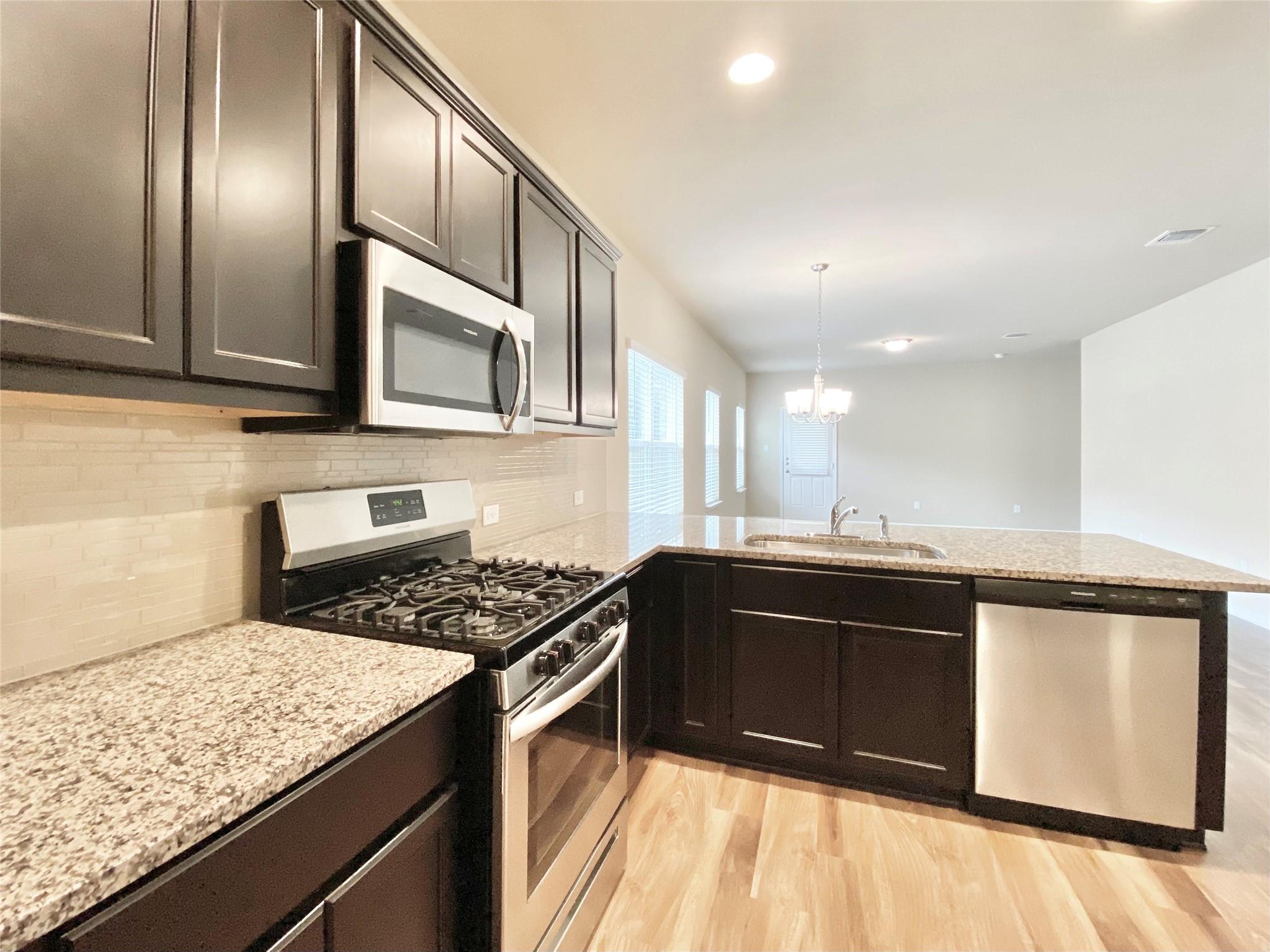 2937 Bridekirk Dr Property Photo 10