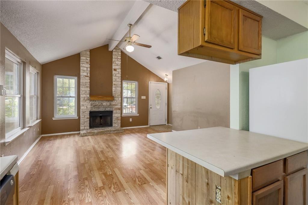 16821 Whitebrush Loop Property Photo 6