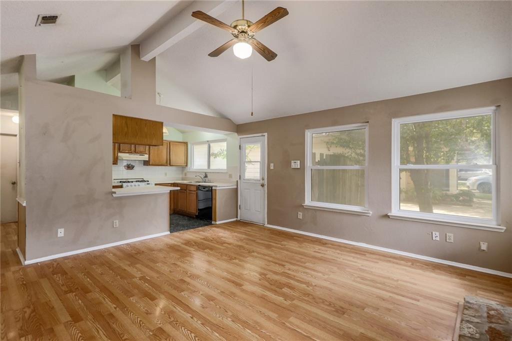16821 Whitebrush Loop Property Photo 7