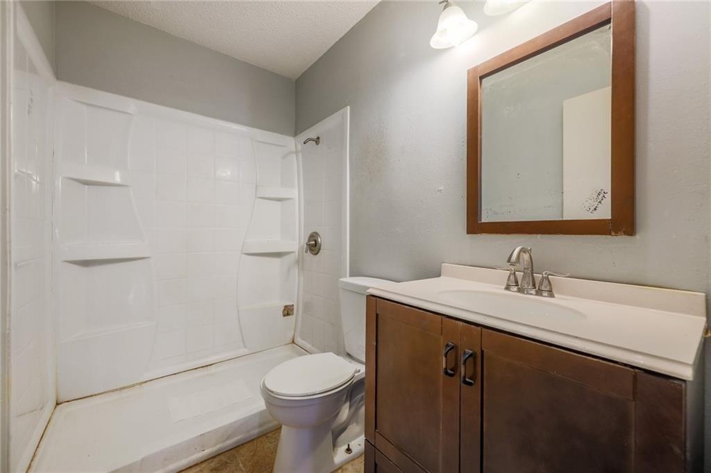 16821 Whitebrush Loop Property Photo 15