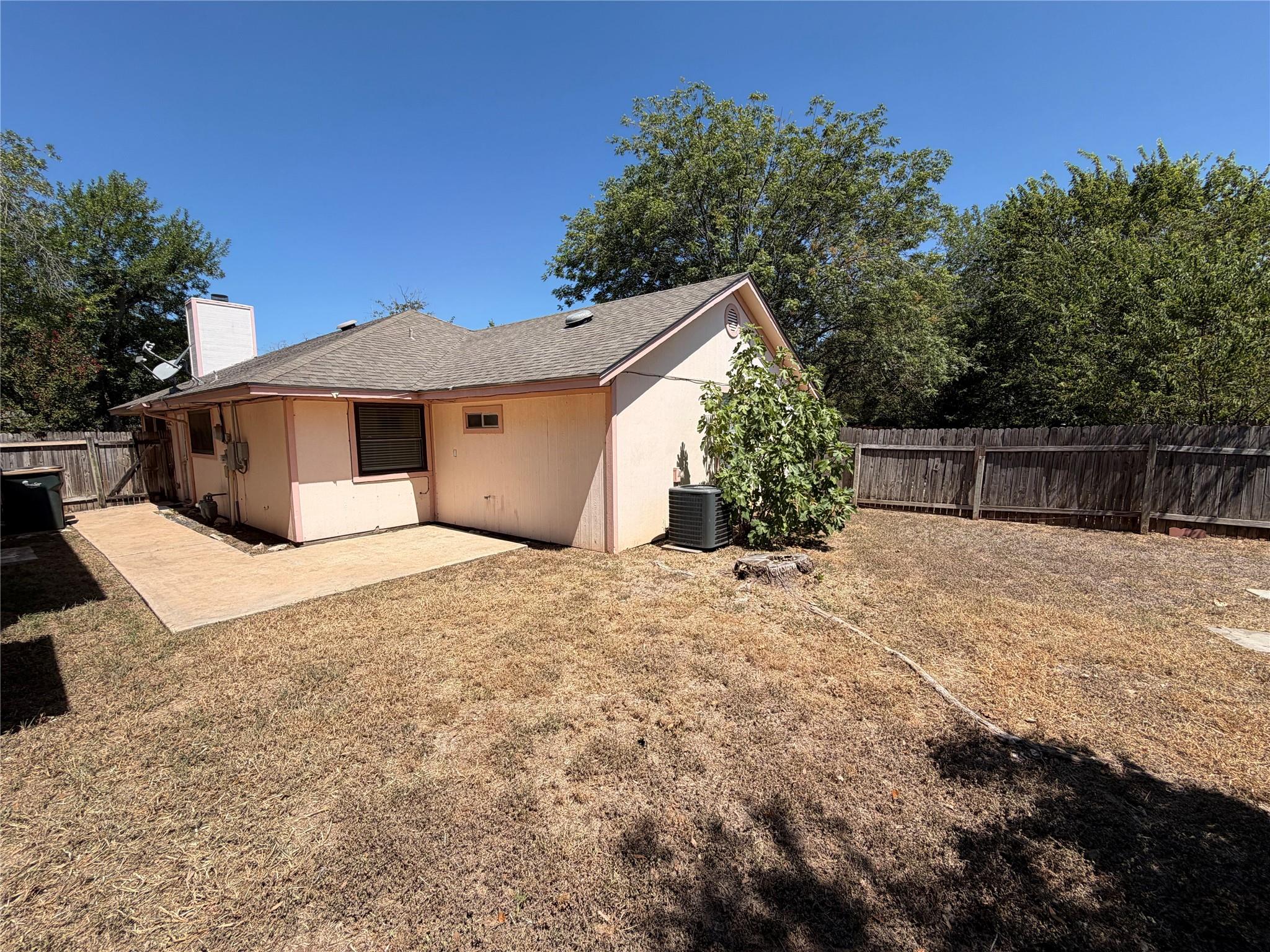 16821 Whitebrush Loop Property Photo 19