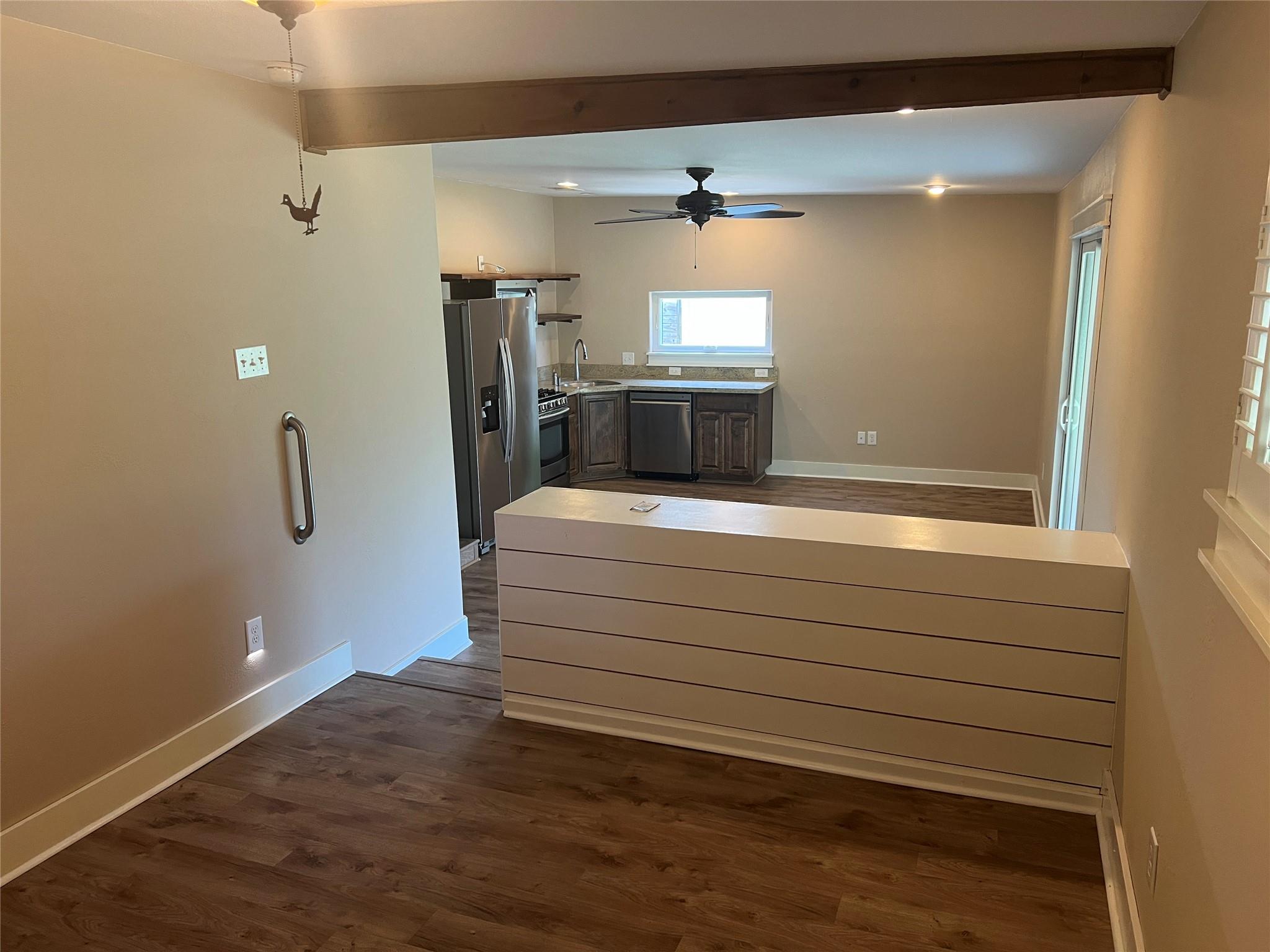 15303 Texas St Property Photo 4