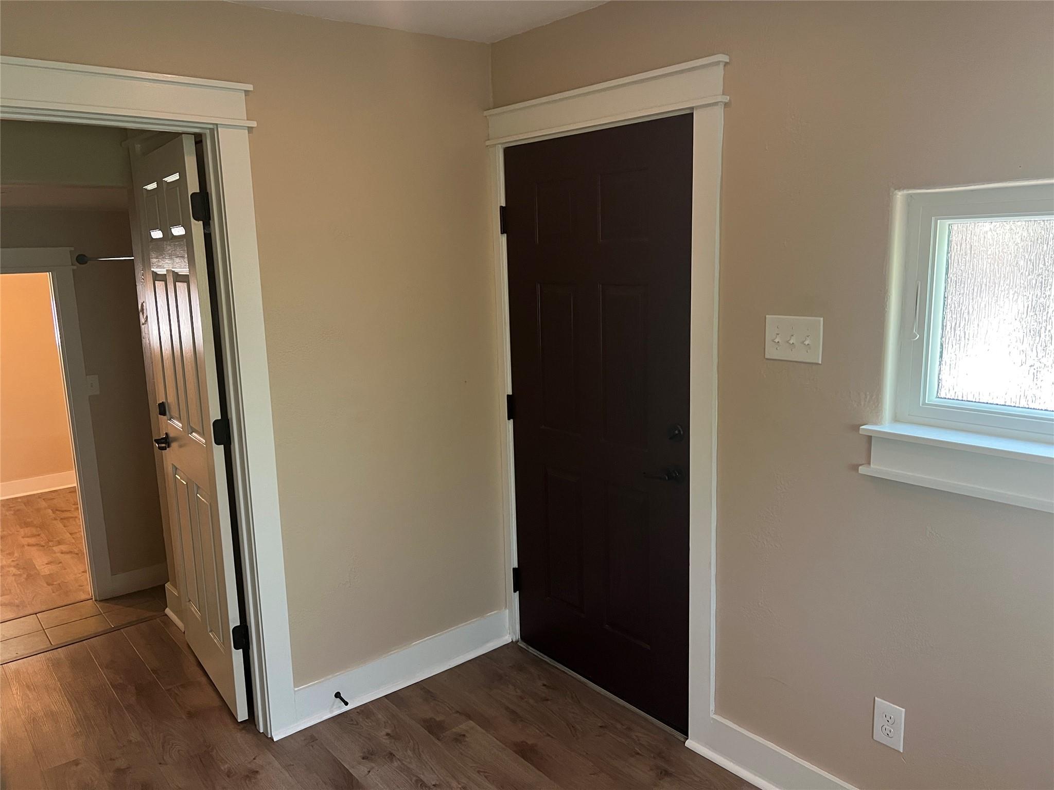 15303 Texas St Property Photo 13