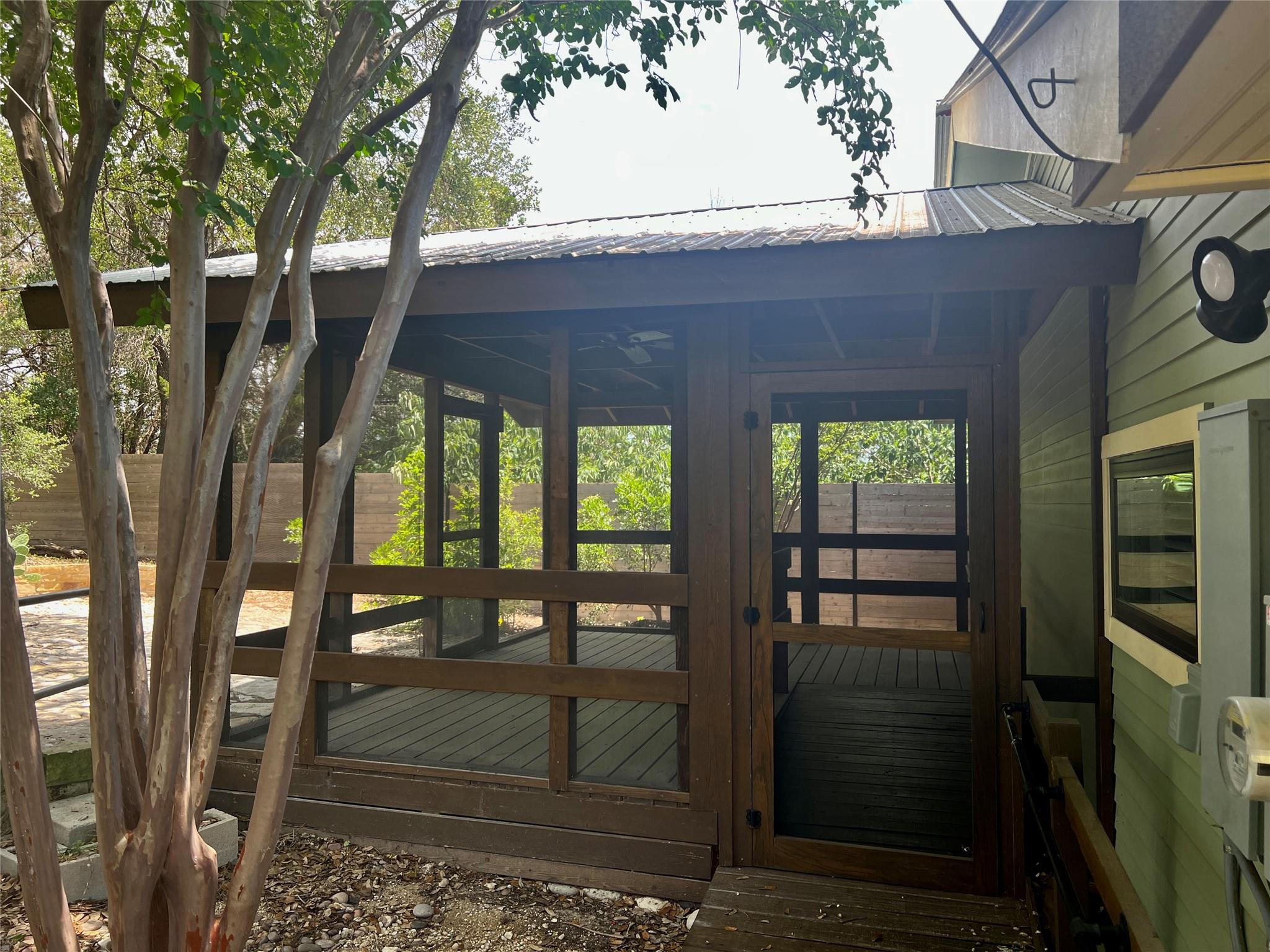 15303 Texas St Property Photo 14