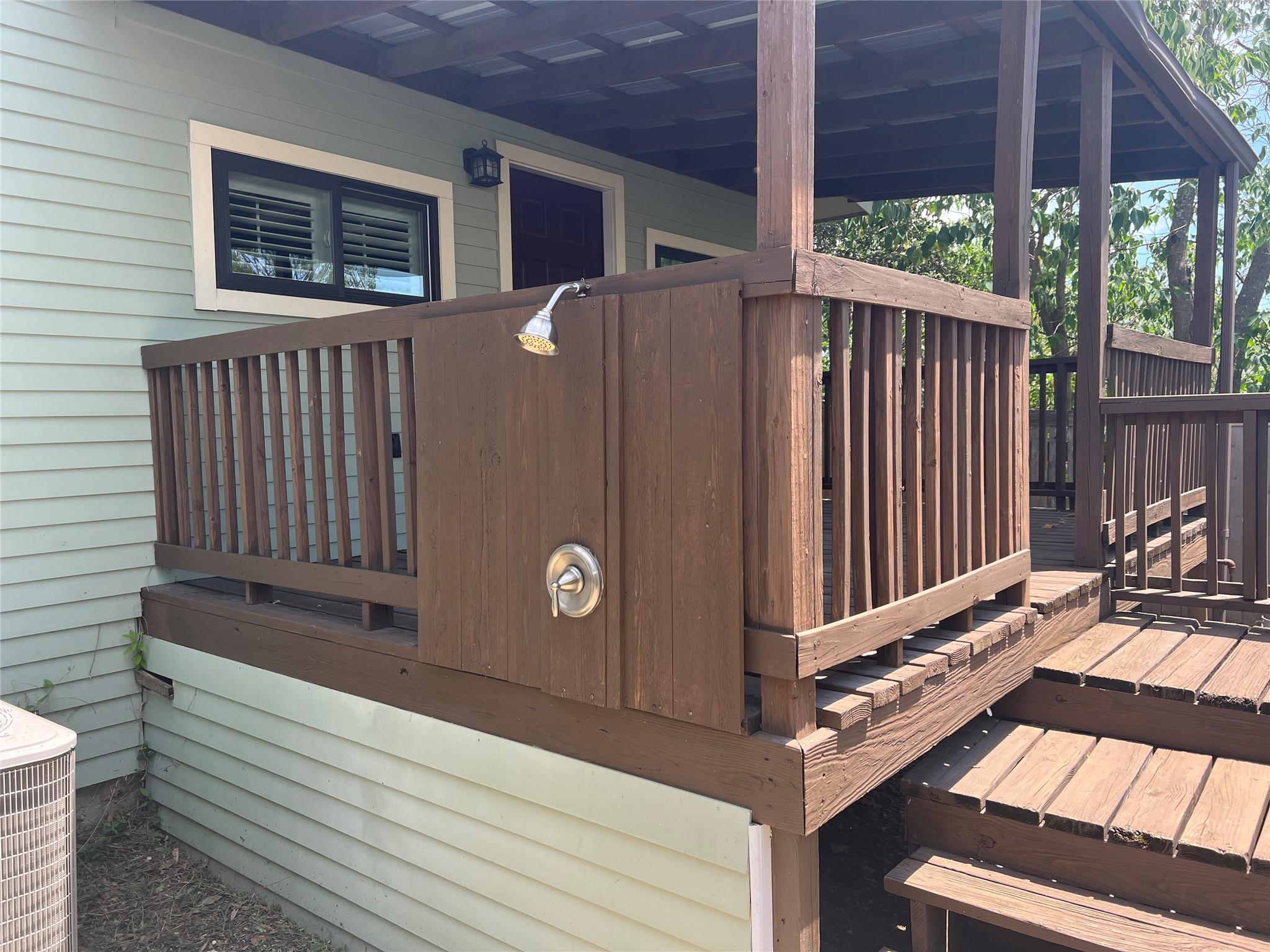 15303 Texas St Property Photo 16