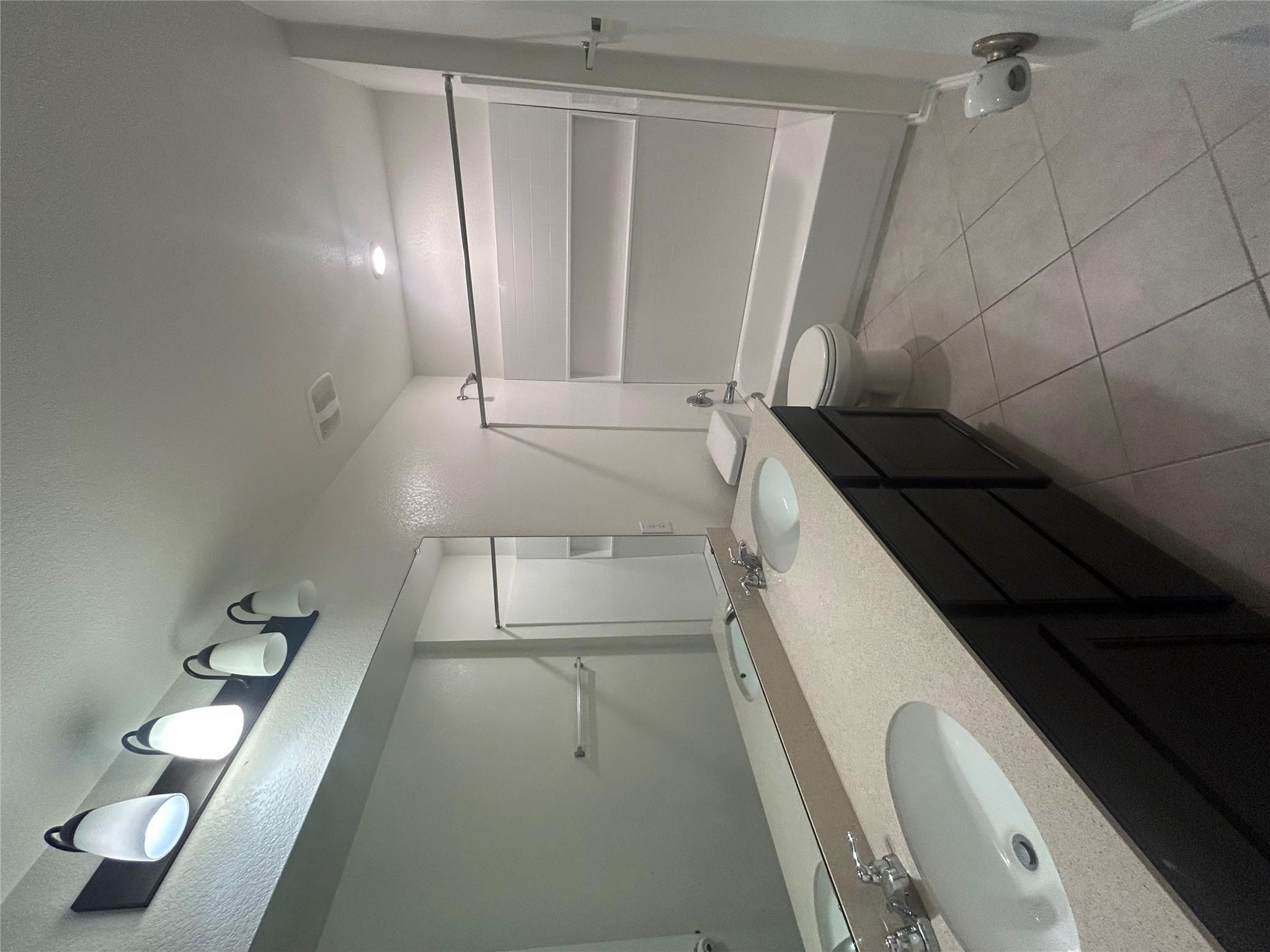 14117 Vigilance St Property Photo 23
