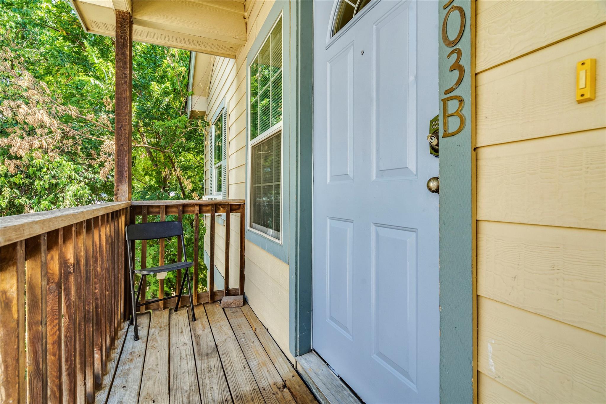 5503 Duval St #b Property Photo 15