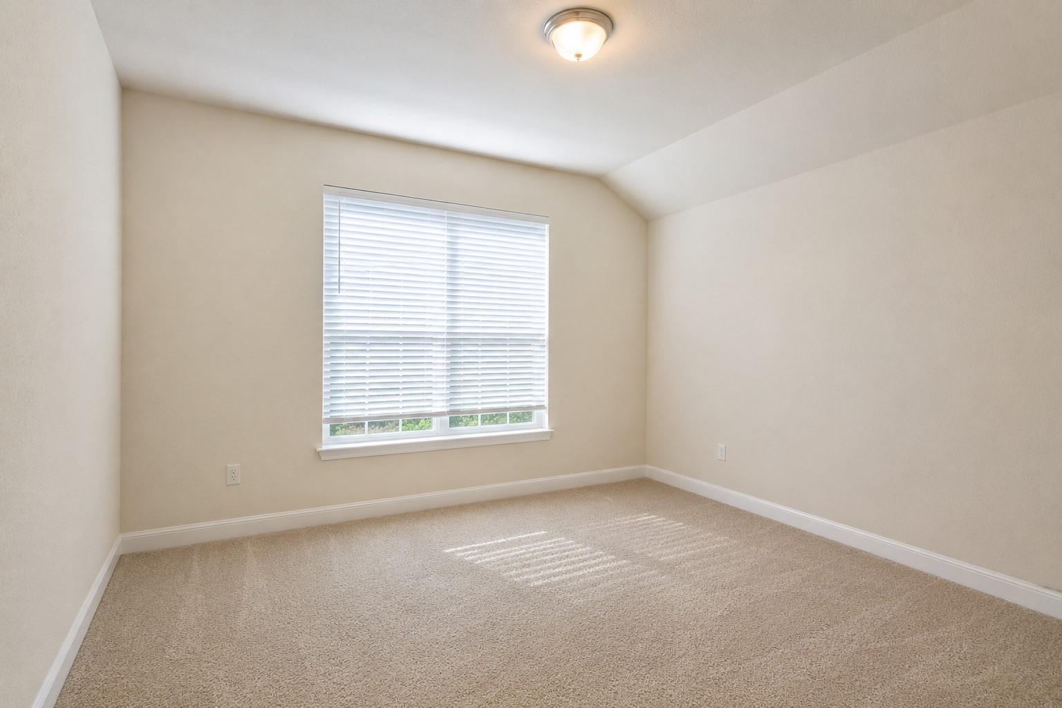7501 Lombardy Loop Property Photo 26