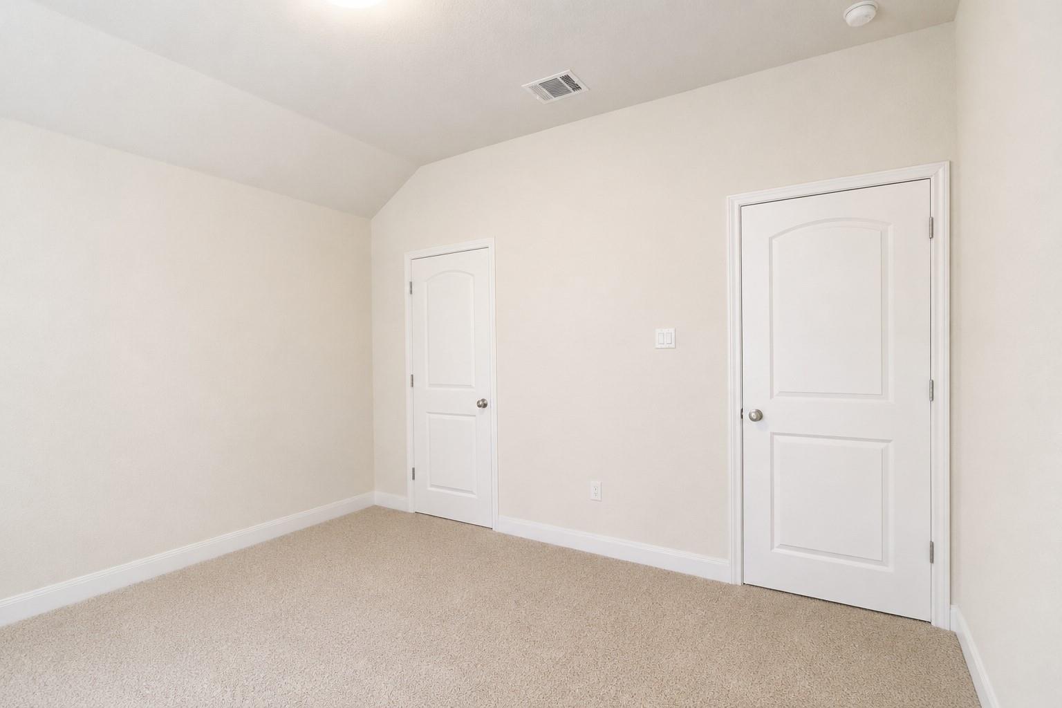 7501 Lombardy Loop Property Photo 27