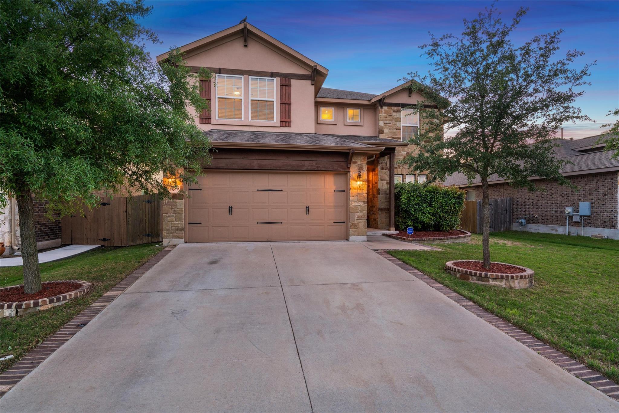8234 Angelo Loop Property Photo 1
