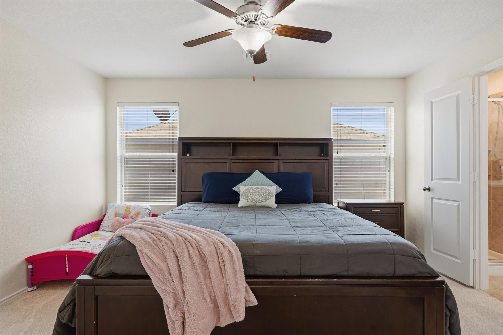 400 Circle Way Property Photo 19