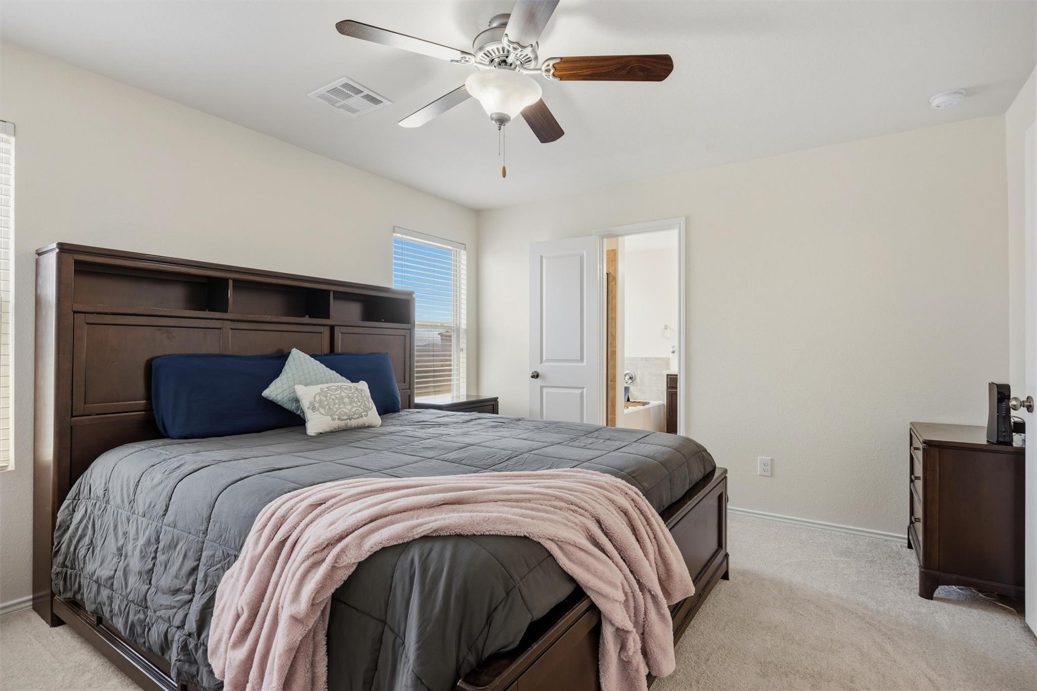400 Circle Way Property Photo 20
