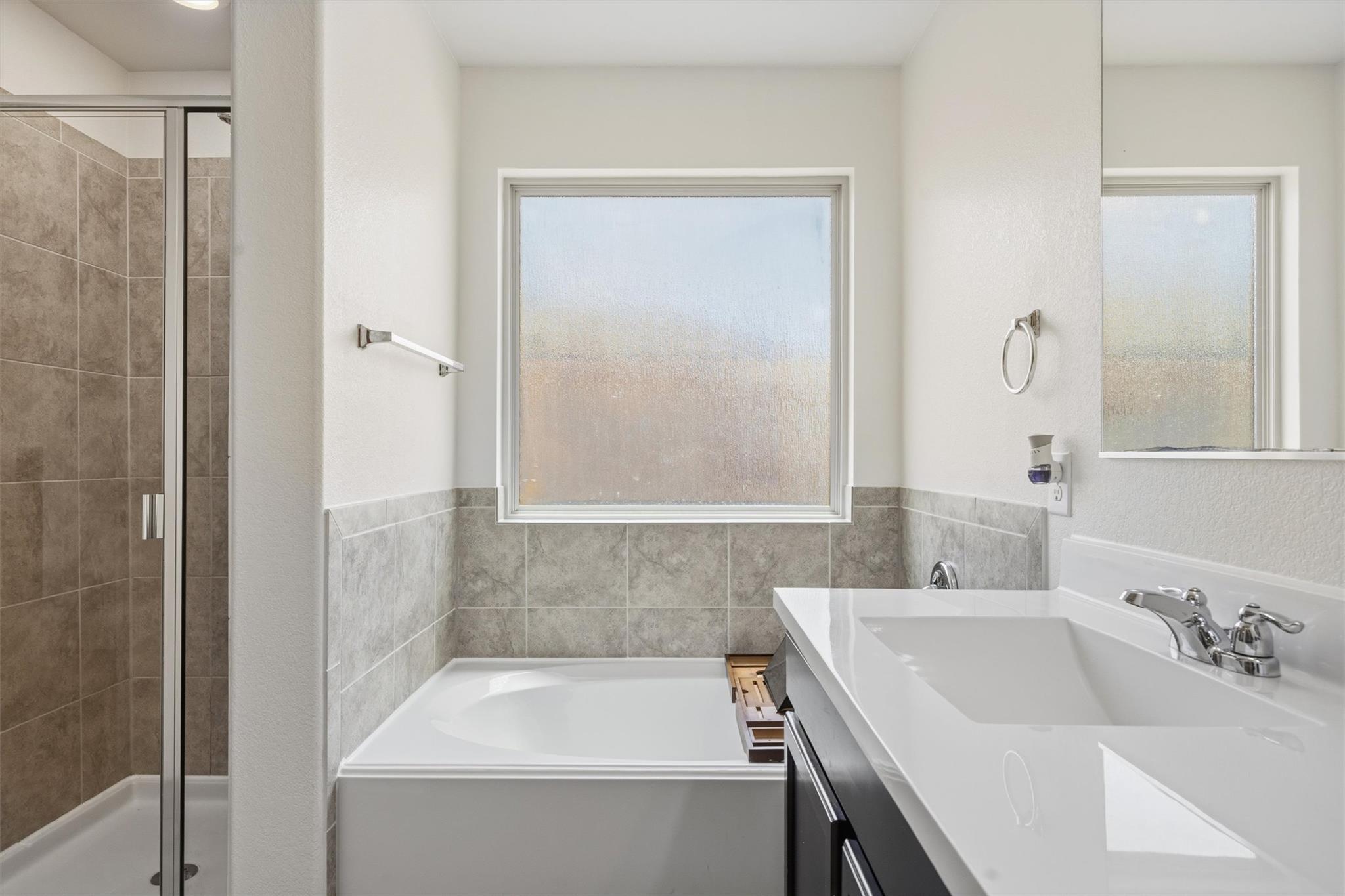 400 Circle Way Property Photo 23
