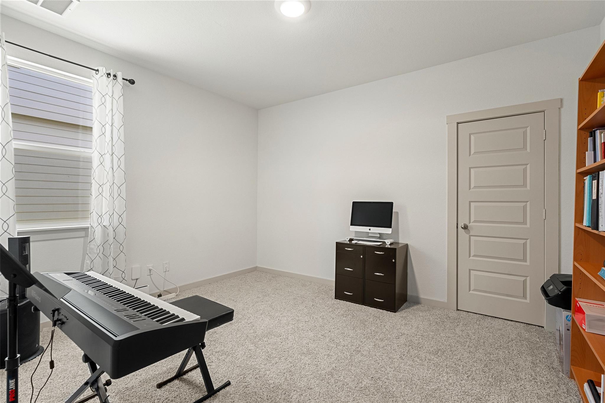 202 Barton Creek Ln Property Photo 13