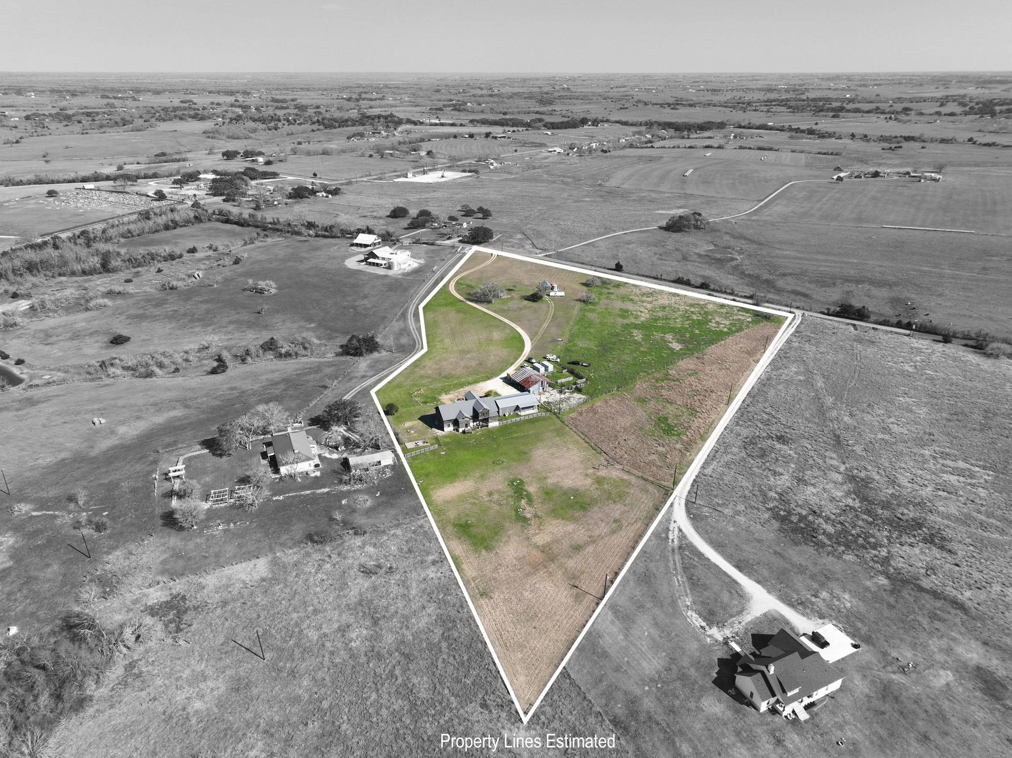 2645 Kallus Rd Property Photo 1
