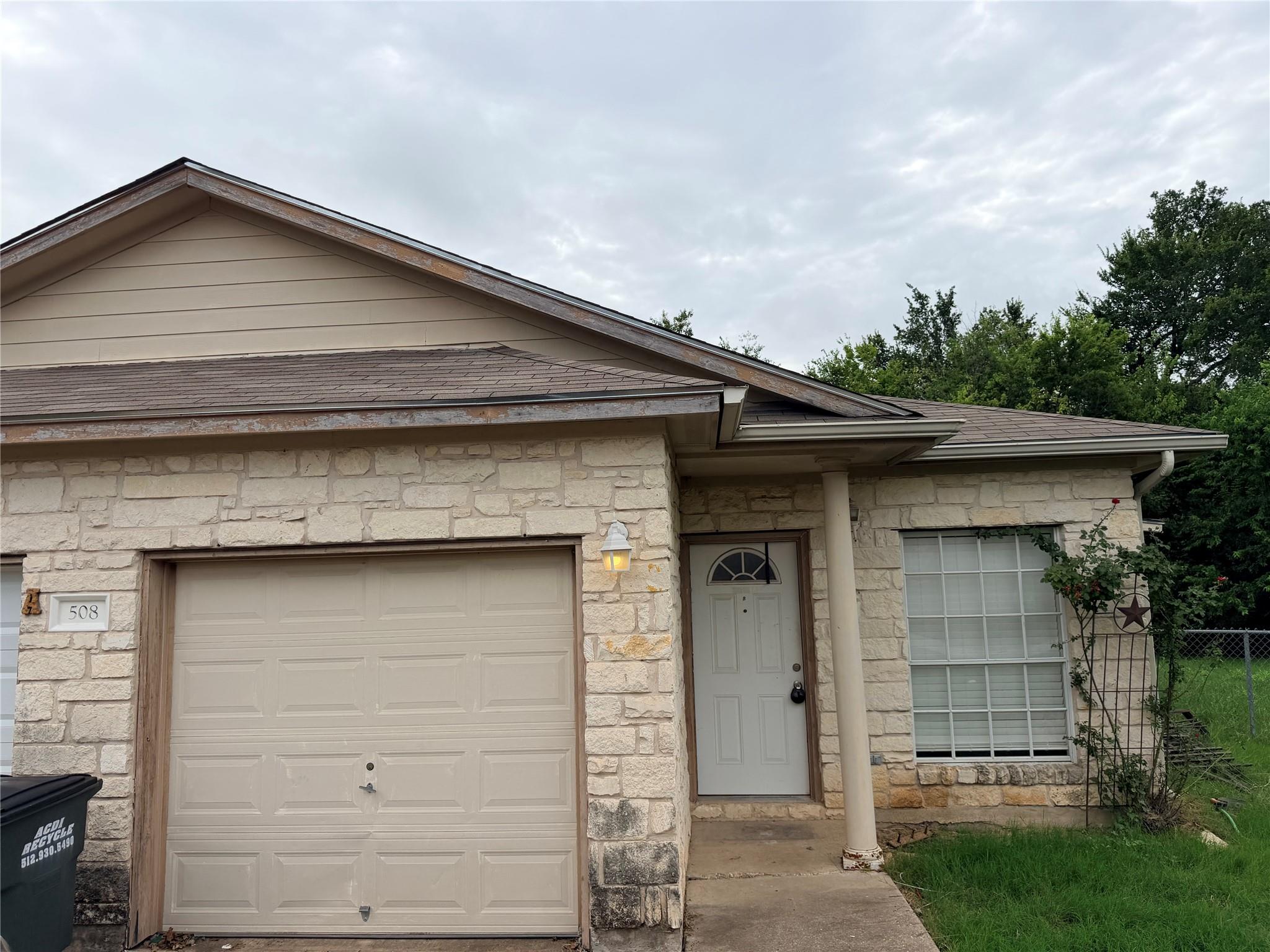 508 Tablerock Cir #b Property Photo 2